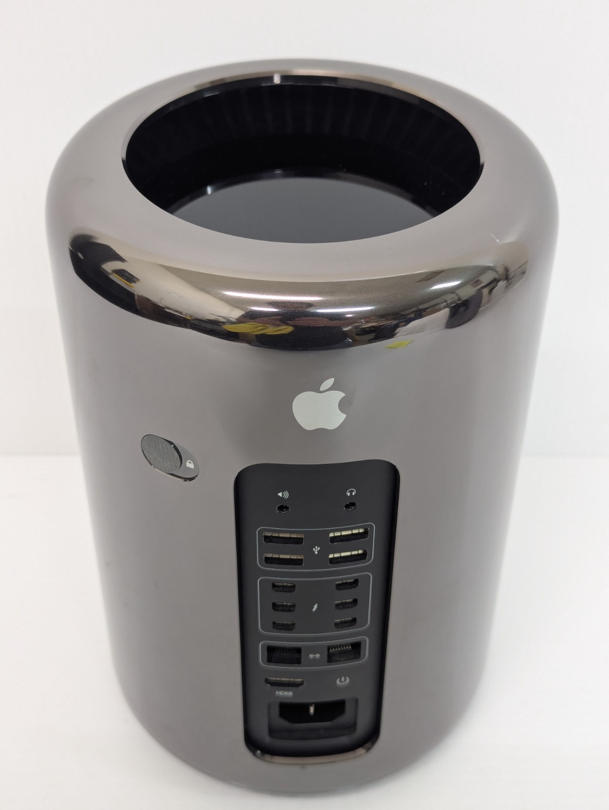 2013 Mac Pro A1481 2.7 12 Core E5-2967 V2, 16 GB Ram, 1 TB SSD, Dual D700 6 GB