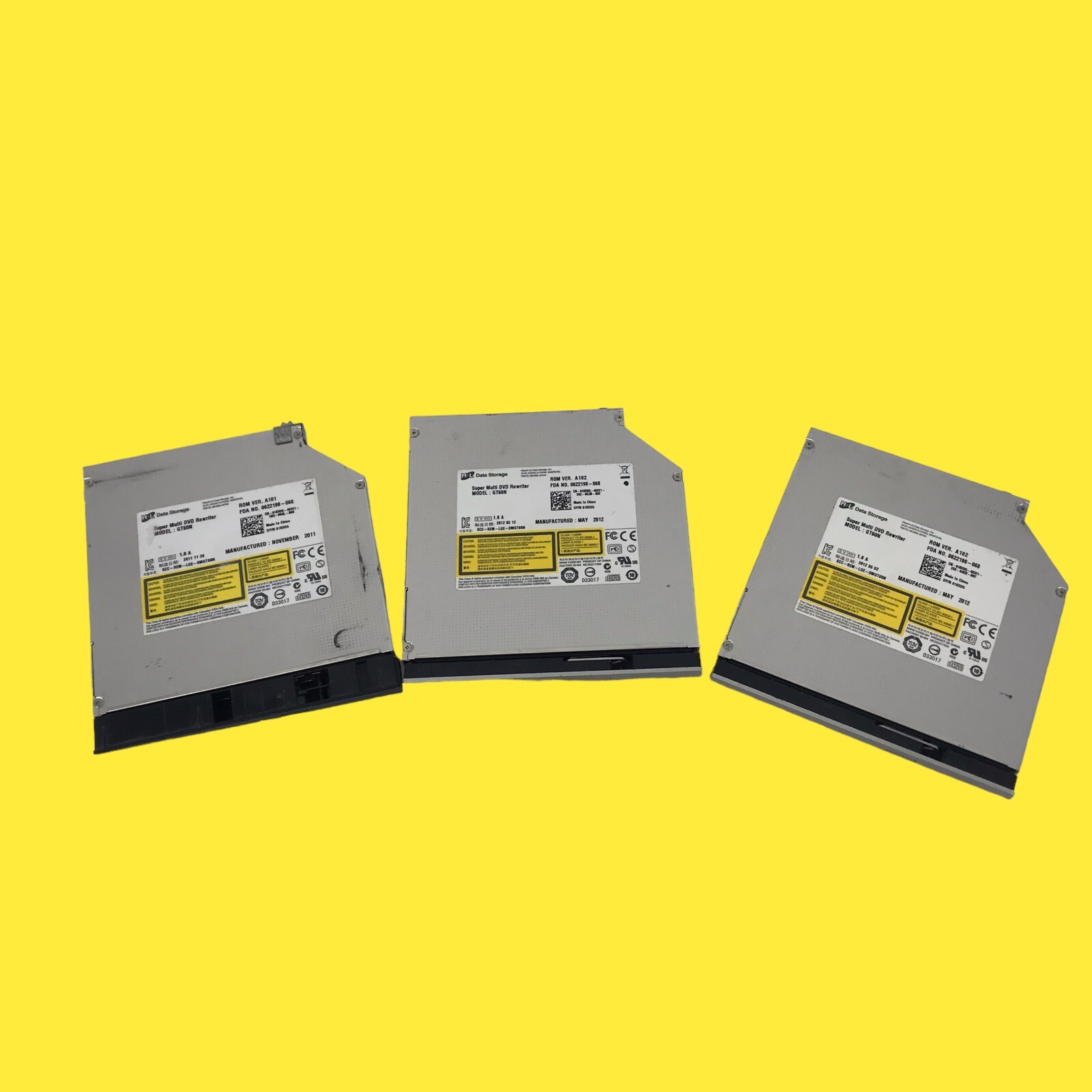 LOT OF 3 HL DATA STORAGE DRIVE DVD RW SATA DRIVE GT60N #716 Z64/6