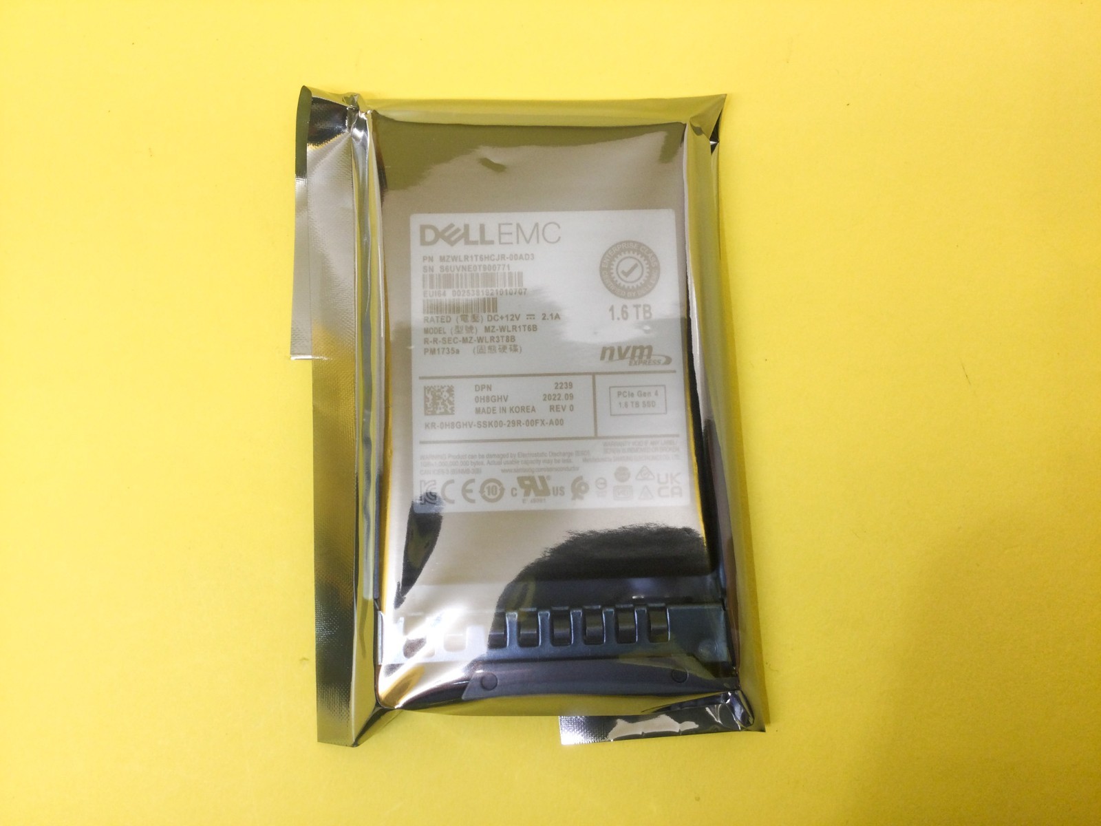 H8GHV DELL 1.6TB NVME PCIE4.0 MIXED USE U.2 2.5in SSD 0H8GHV MZ-WLR1T6B New