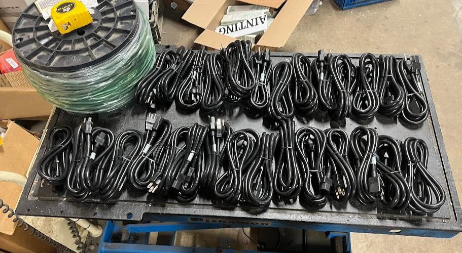 Lot of 30 Volex 3 prong 17504 10 B1 AC Power Cable cord 14 AWG 15A SJT 3FT New