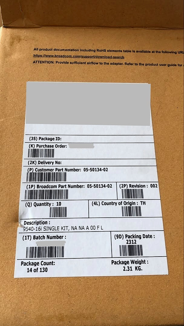 Broadcom MegaRAID 9580-8i8e 05-50076-00 NEW PCIe Gen4 16-Port Tri-Mode RAID