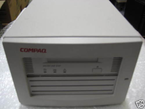 Compaq DDS4 DAT40 SCSI External Tape Drive 386880-001 Series 3300 Storage Hood