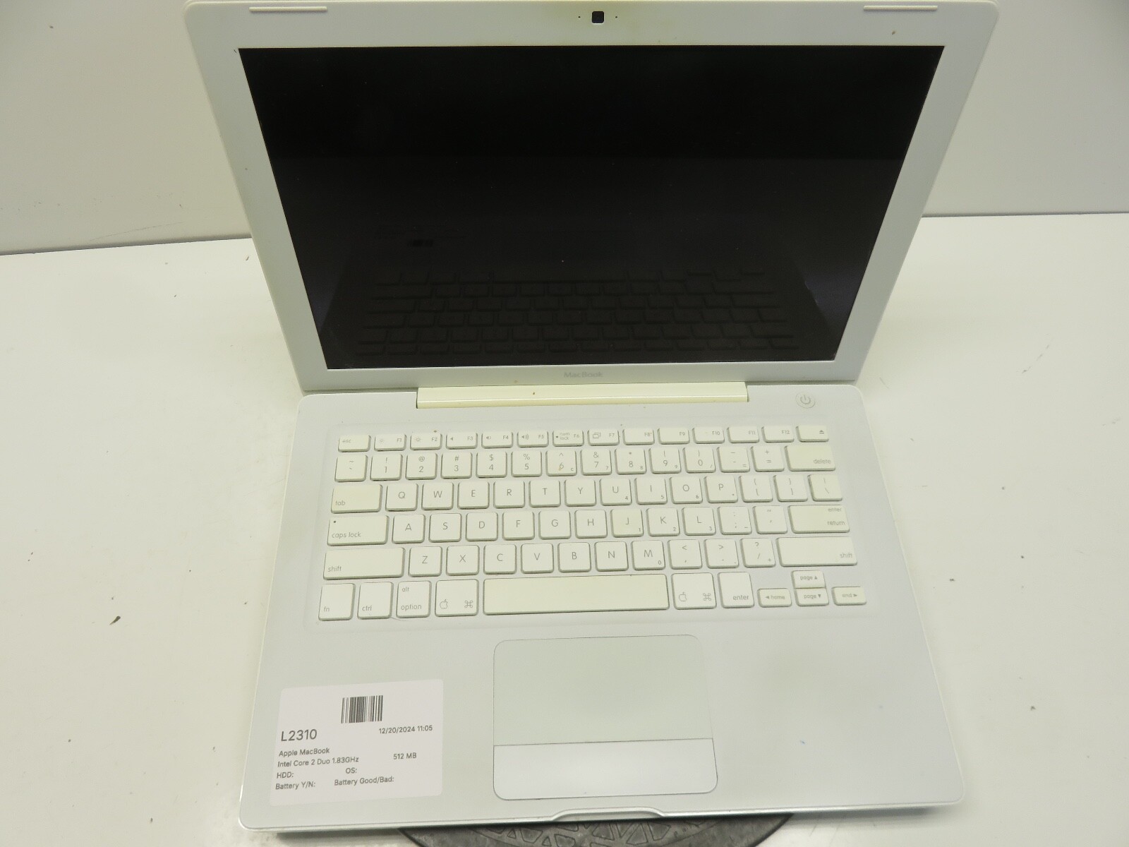 Apple MacBook A1181 13.3 Laptop Intel Core 2 Duo 1.83 GHz 512 MB NO HDD NO BAT