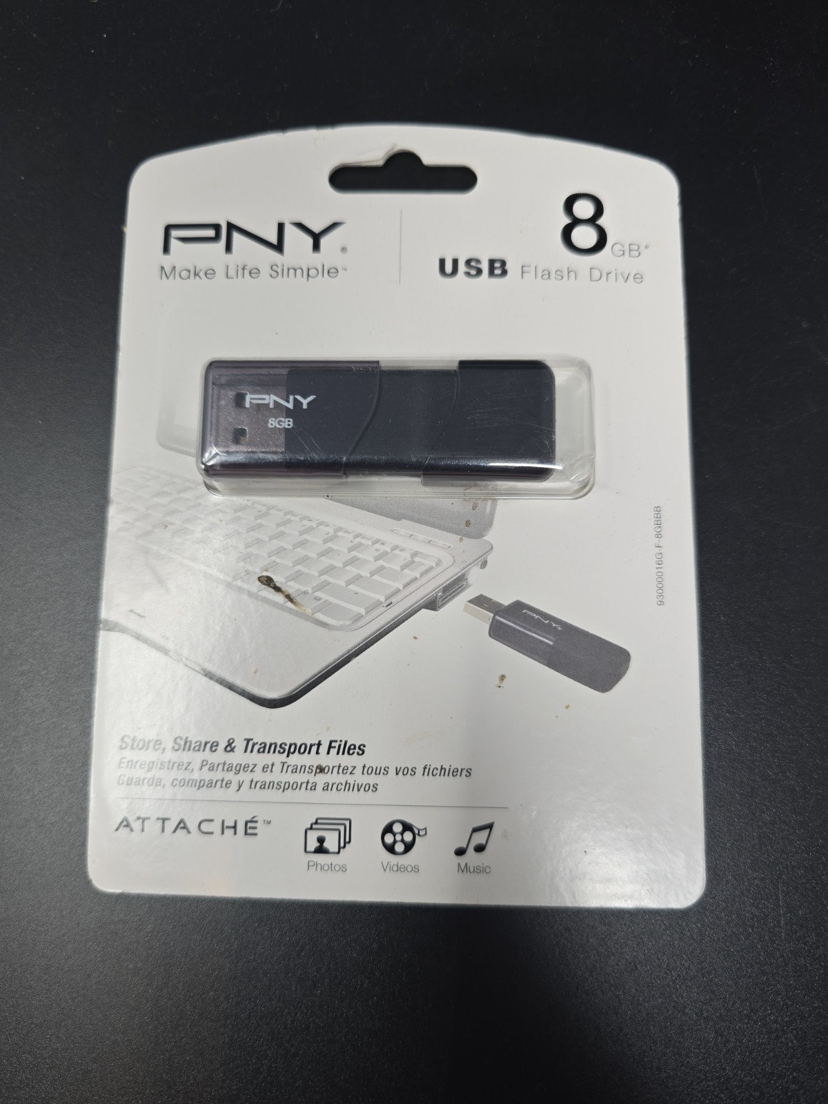 PNY 8GB Flash Drive • USB Retractable Black Photos Music Videos 2012 New SEALED