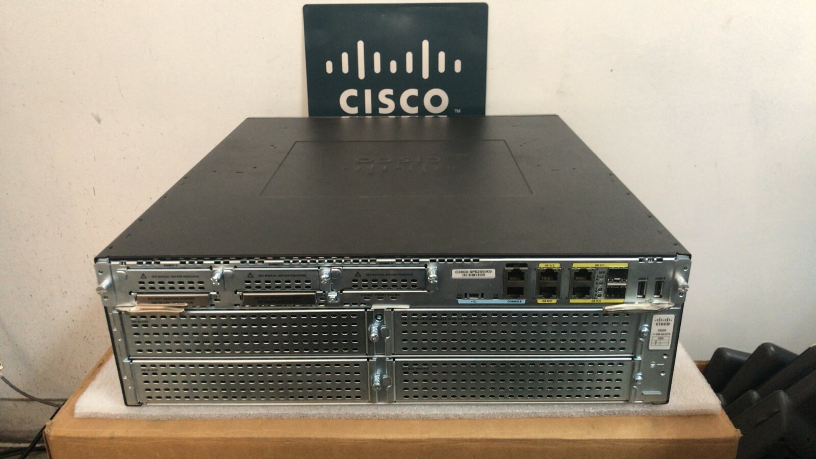 Cisco 3925E-V/K9 Integrated Services Router, Voice Bundle CISCO3925E  w/PVDM3-64