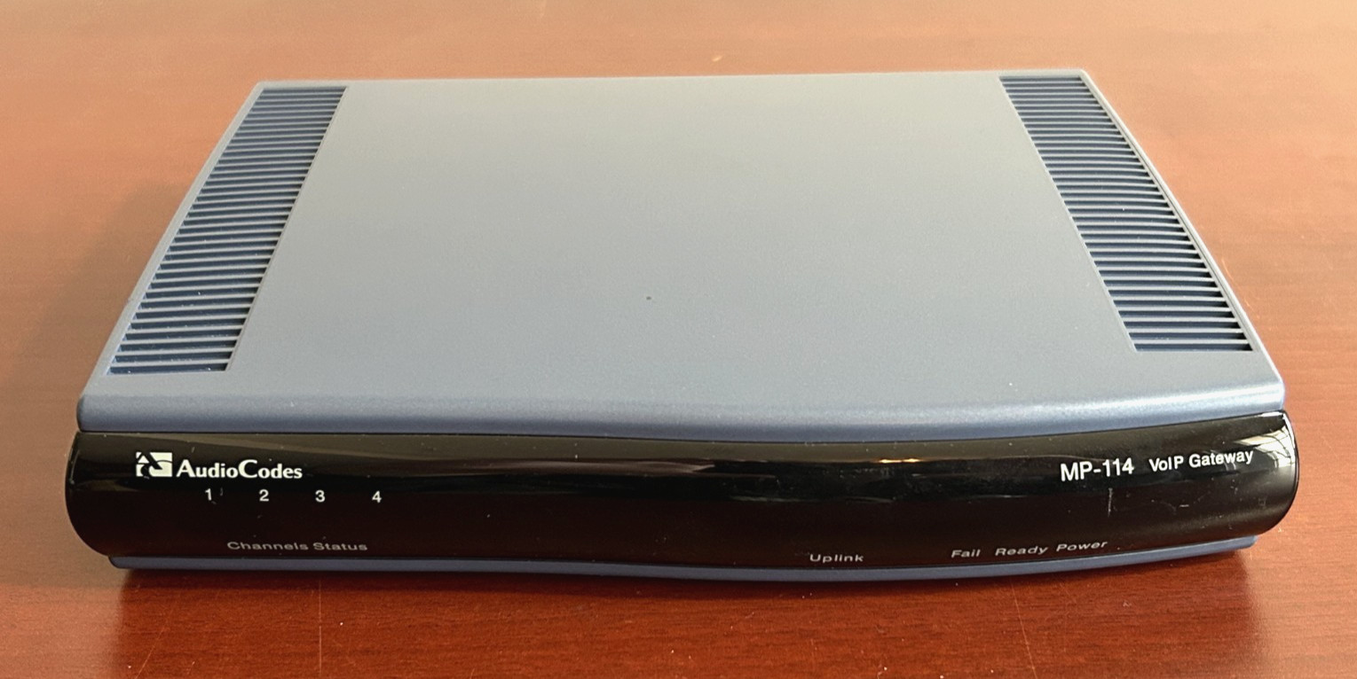 AudioCodes MP-114/4FX0/3AC GGWV00287 MP114/40/SIP VoIP Gateway MP-114 No Power