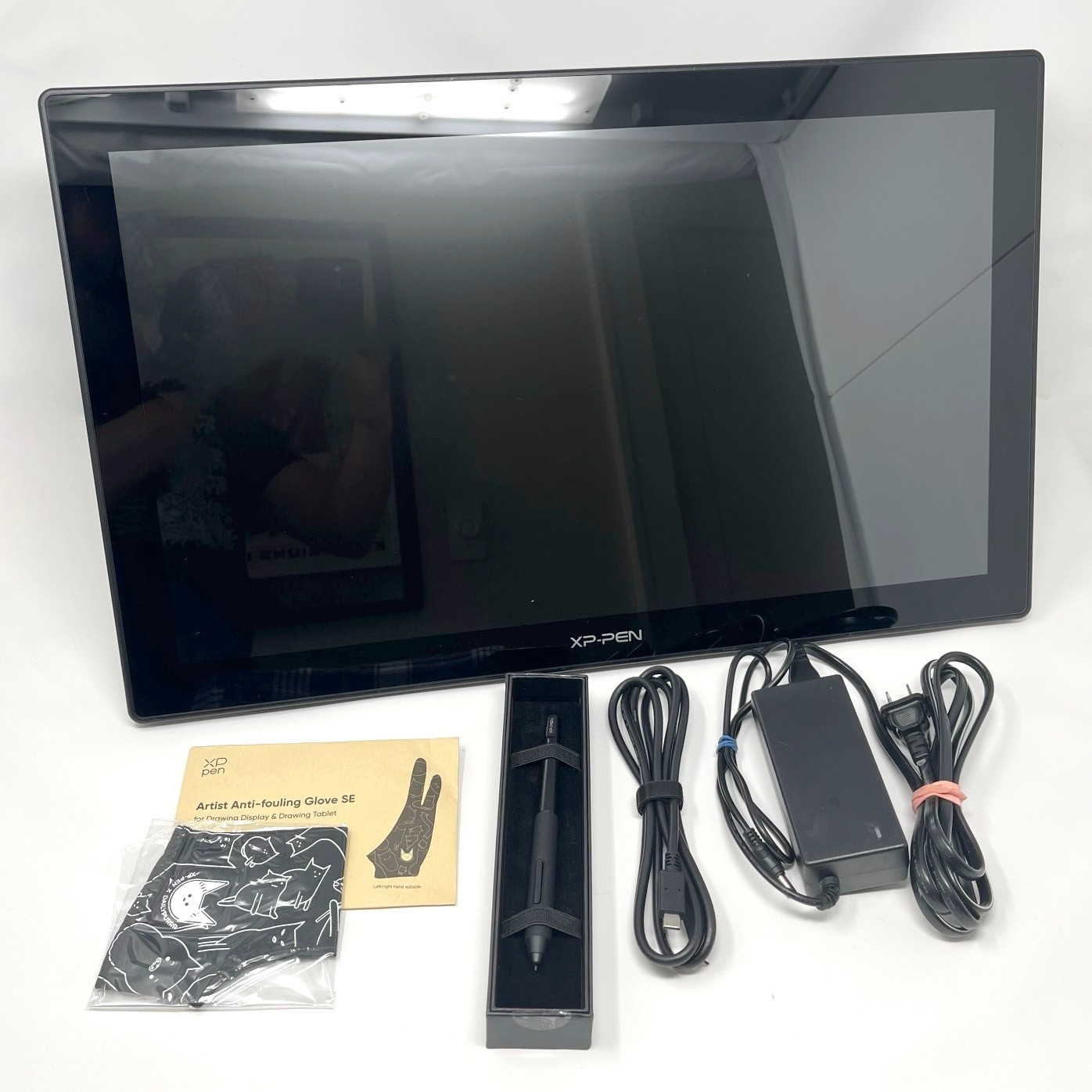 XP-Pen Artist 22 2nd Generation (CD220F) USB-C Drawing Tablet Plus Accessories