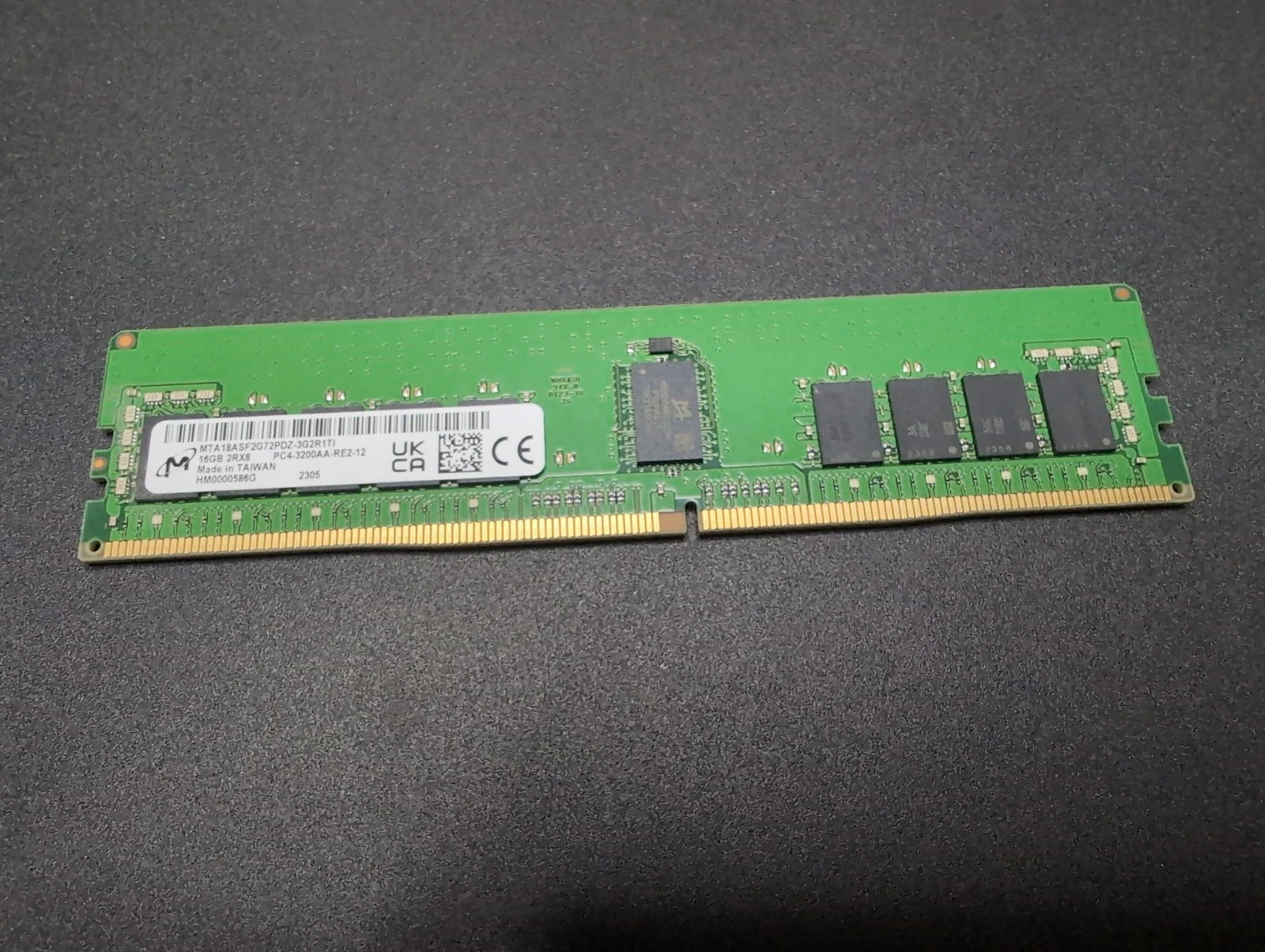Micron MTA18ASF2G72PDZ-3G2R1TI  16GB DDR4 3200MHz ECC RDIMM