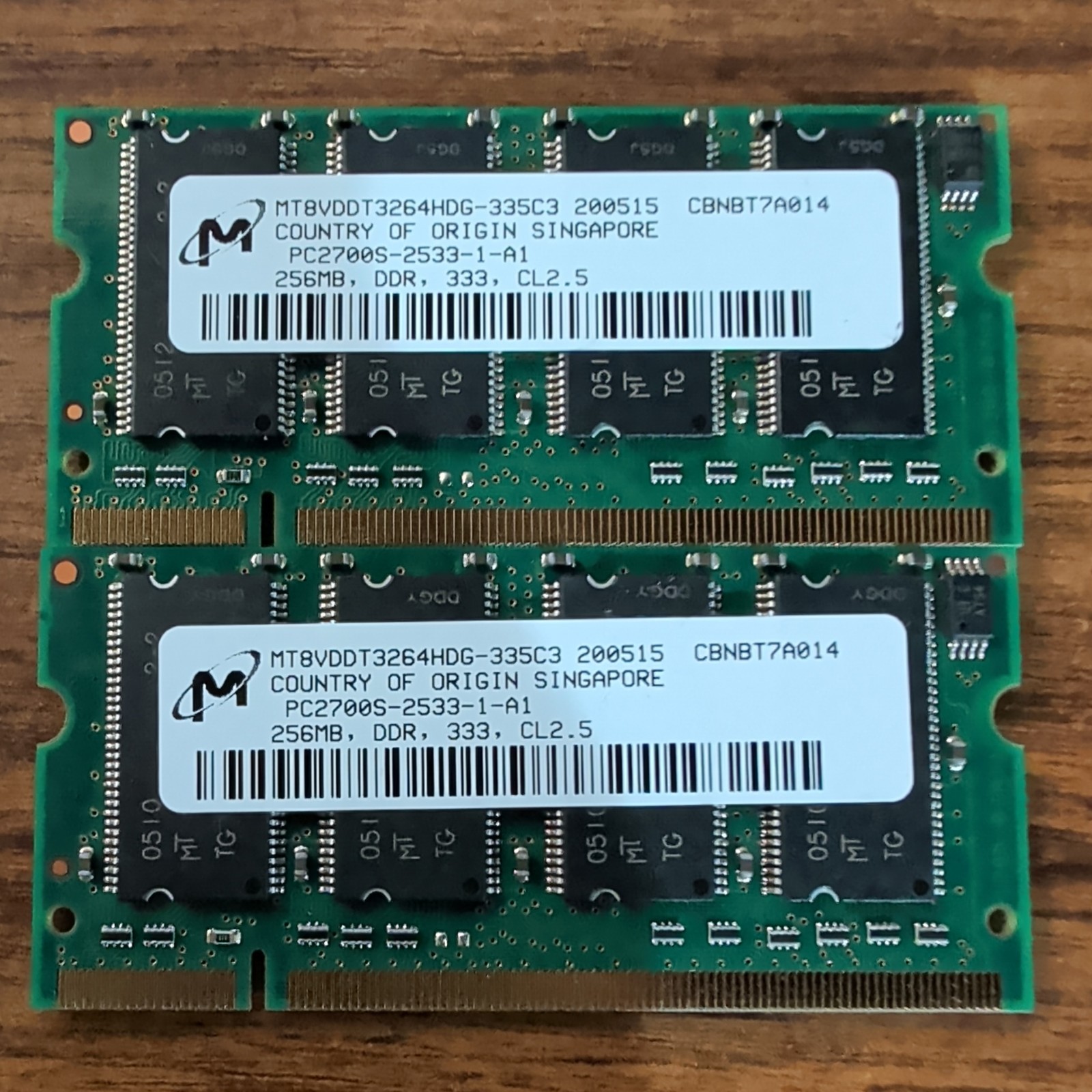 Micron MT8VDDT3264HDG-335C3 PC2700S-2533-1-A1  256MBx2 DDR 333 CL2.5 Ram chip x2