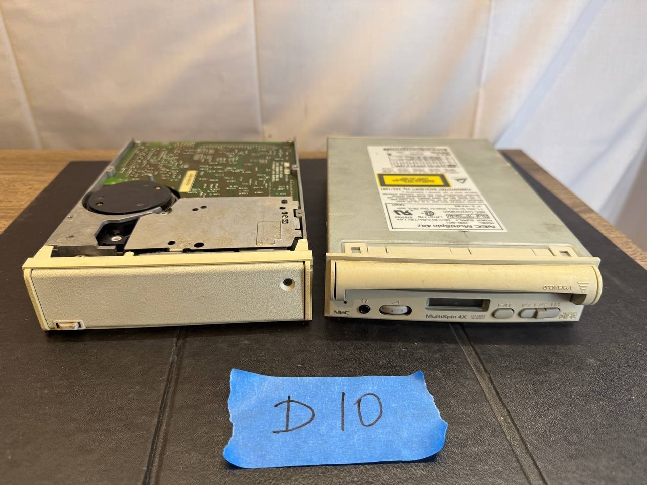 Vintage NEC CDR-501 SCSI CD-ROM + Tandberg TDC 3660 Tape Drive – Untested