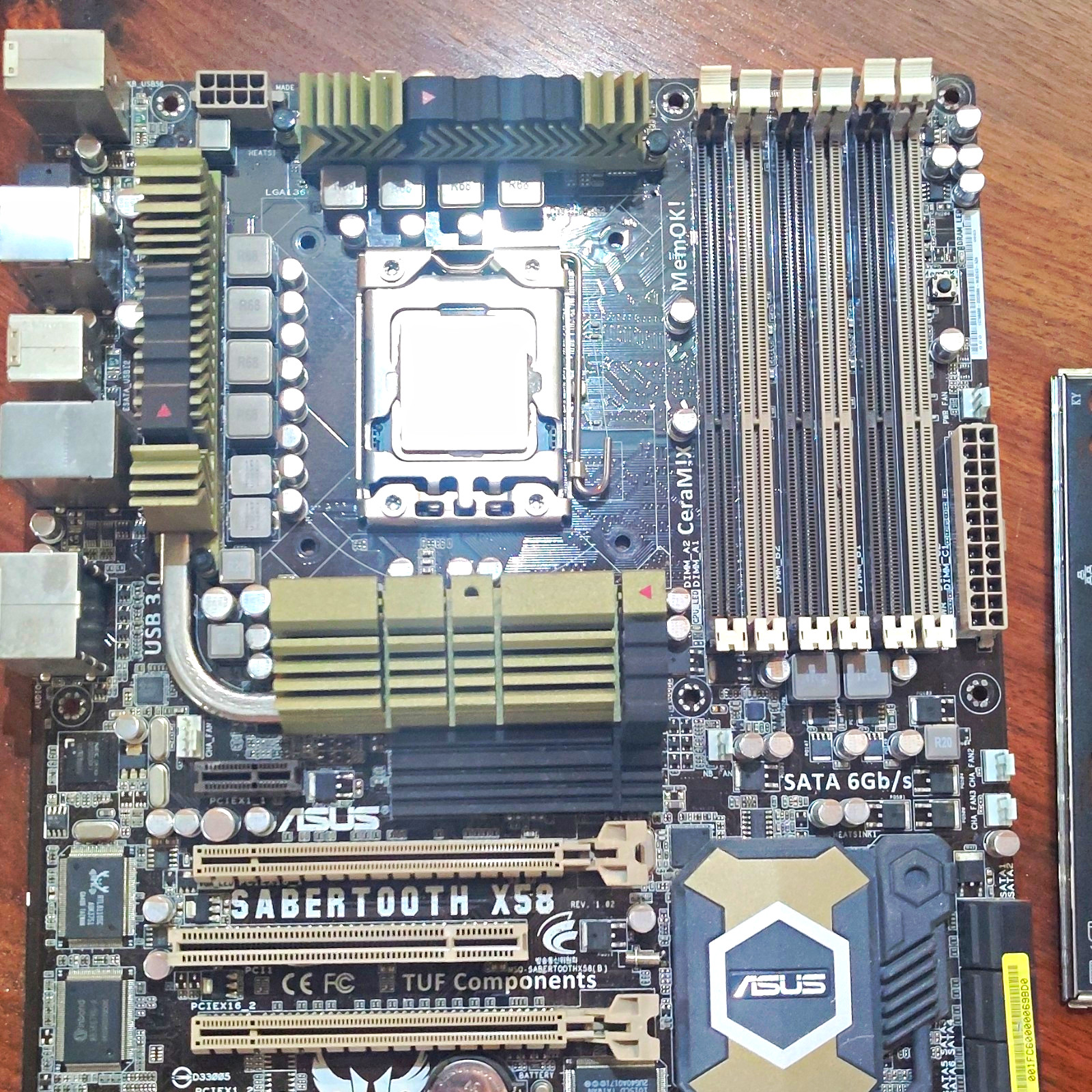 ASUS Sabertooth X58 ATX LGA 1366 With I7 950