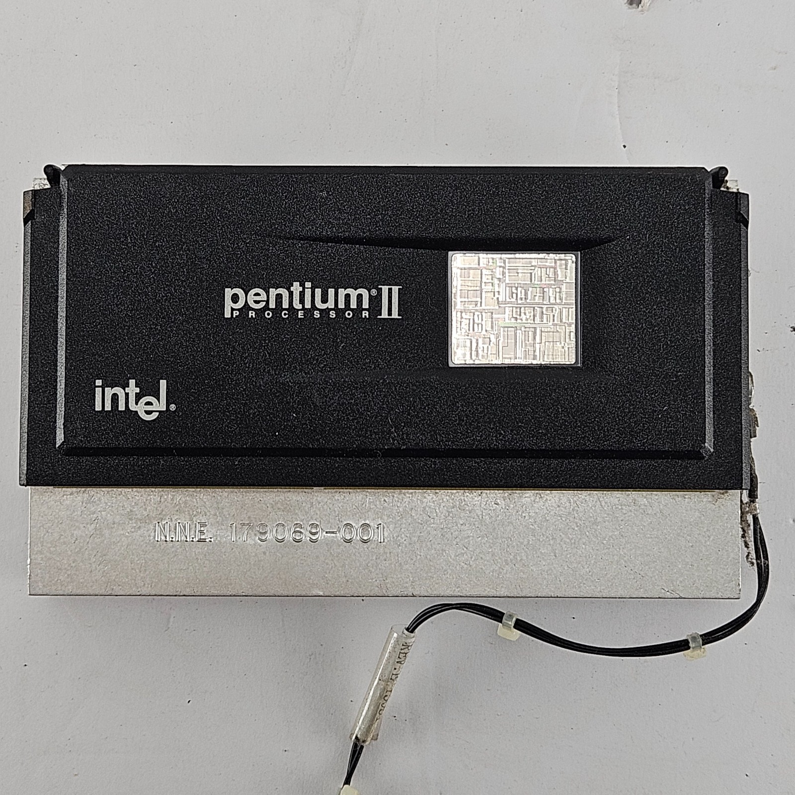 Intel Pentium II 350MHz SL2S6 512KB Slot 1 SECC Vintage CPU w/ Heatsink