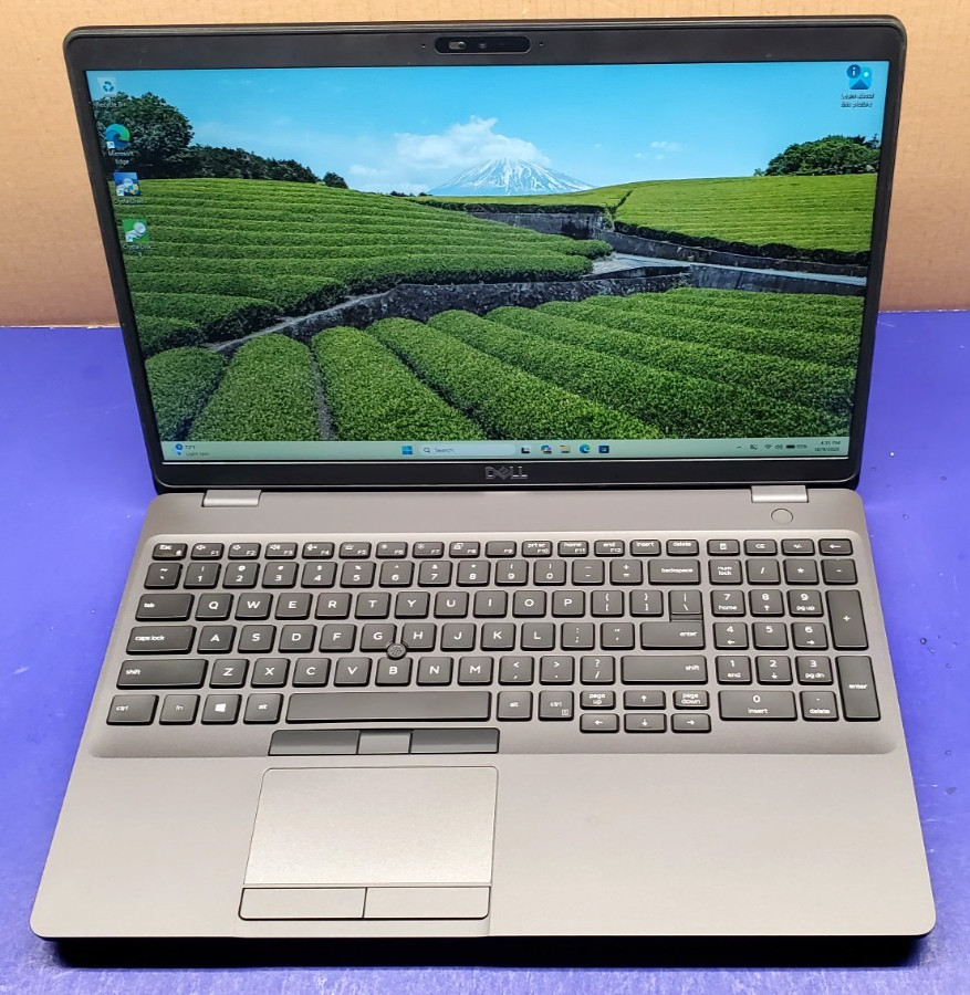 Dell Latitude 5501 15.6" i7-9850H 2.60GHz Hex Core 16GBram 512GBssd "GRADE A+"