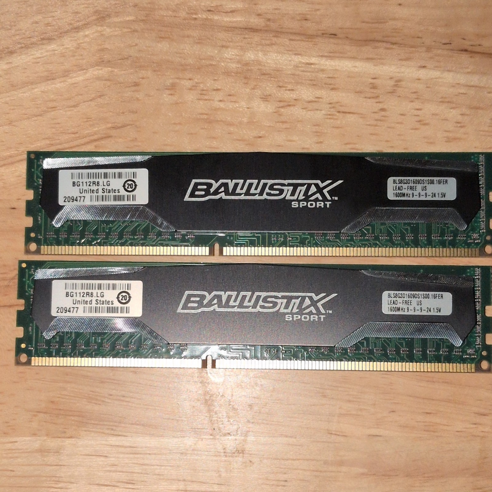 Crucial Ballistix Sport 16GB (2x8GB) DDR3-1600 PC3-12800 DIMM Unbuffered