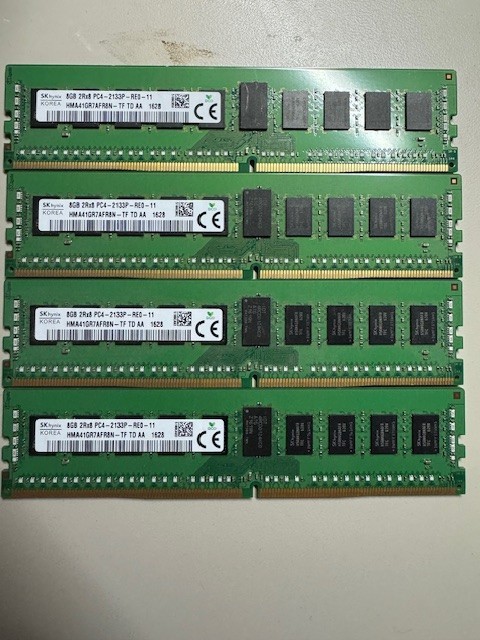 Hynix 4 x 8GB DDR4 2Rx8 PC4-2133P-R Server Memory RAM RDIMM HMA41GR7AFR8N-TF