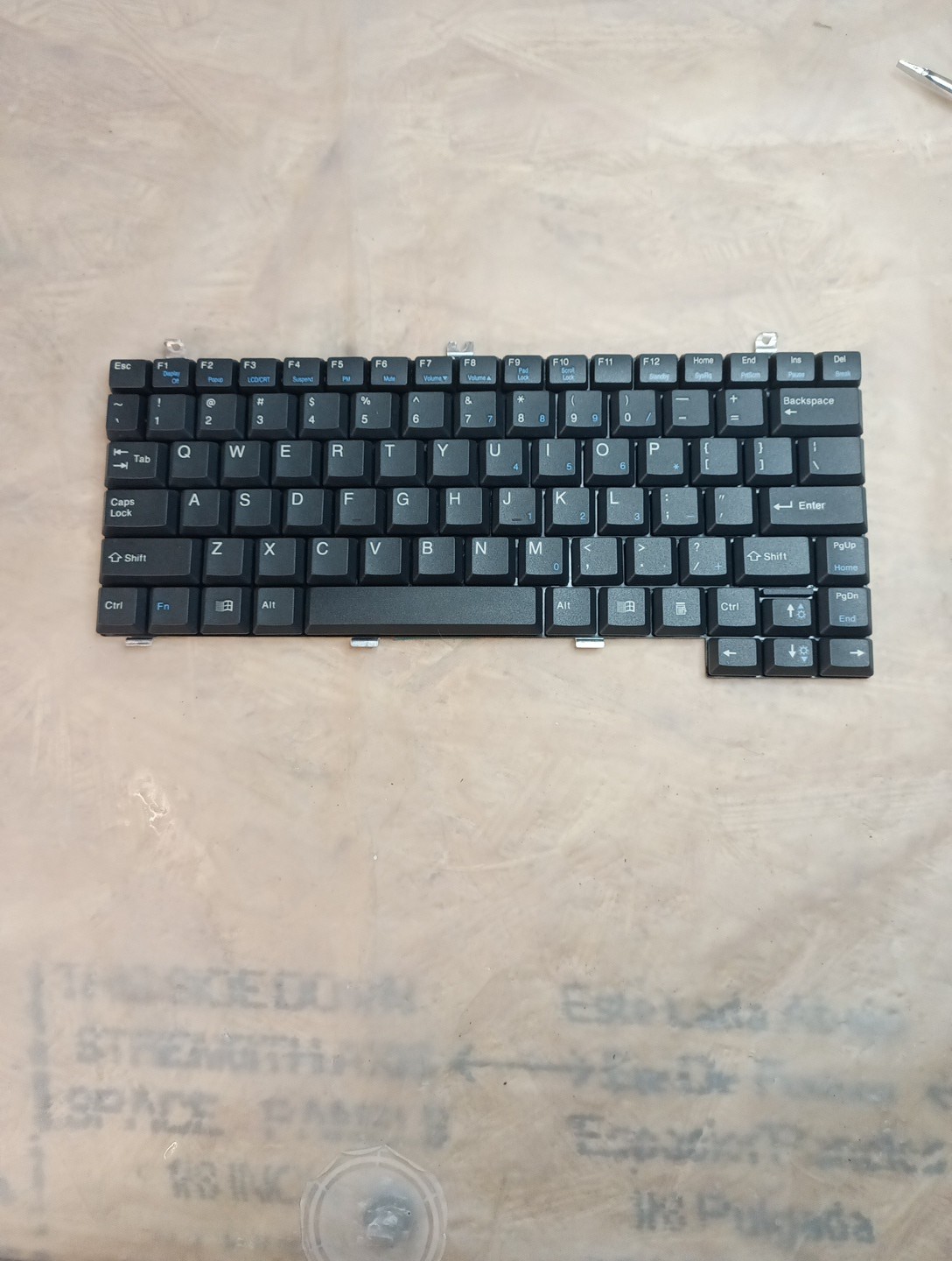Genuine GATEWAY Solo 2100 7000375 KEYBOARD Solo 2200 Compatible