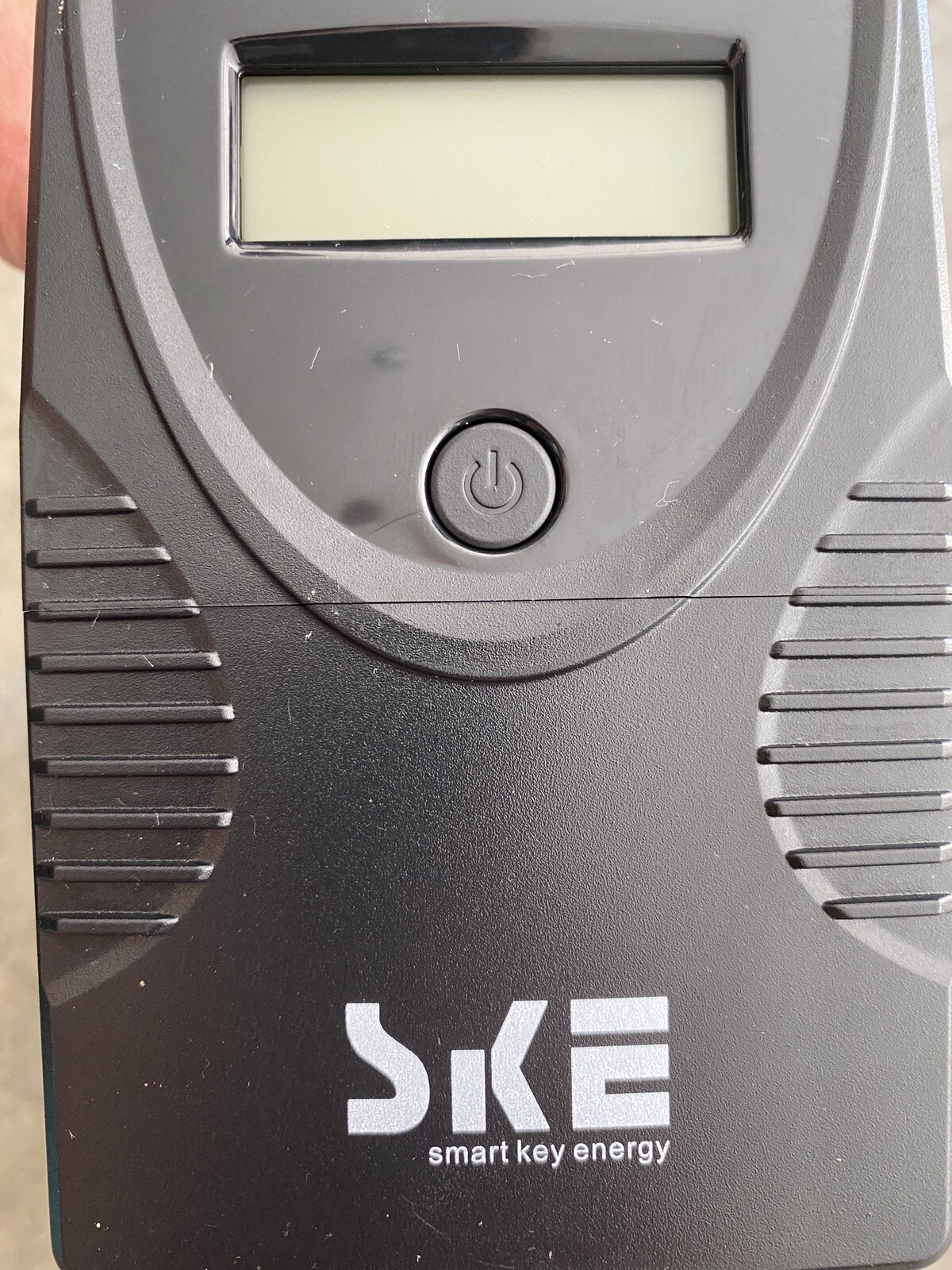 SKE Power Bank 425VA/240W