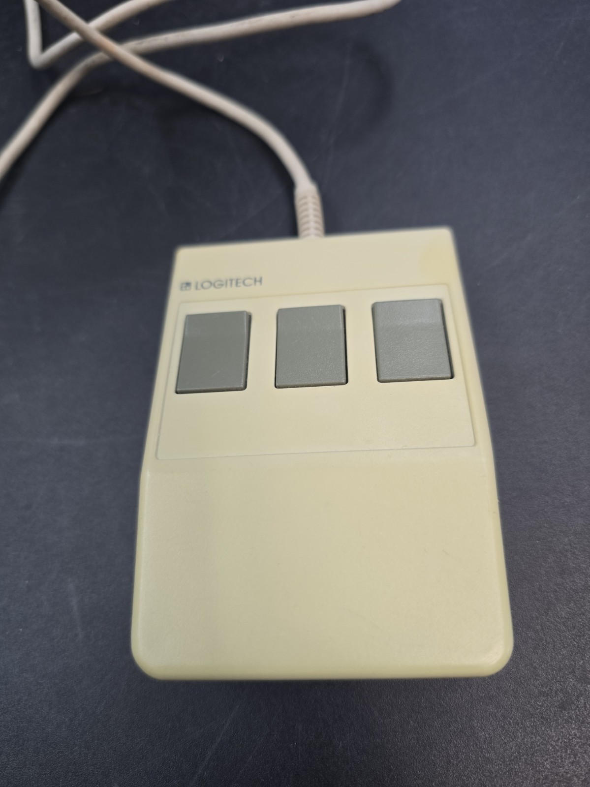Vintage Logitech P7-3F 3 Button PS2 Ball Mouse - Great Condition