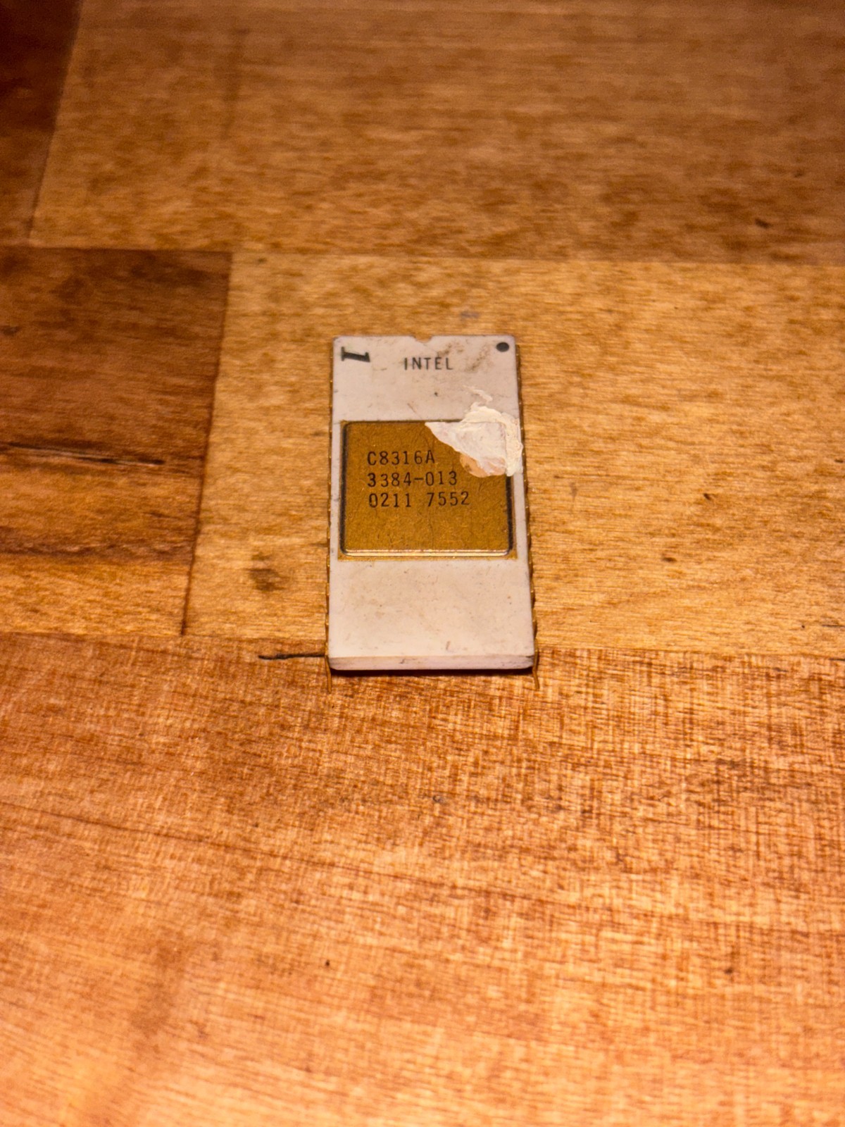 Vintage Intel C8316A 3384-013 0211 7552