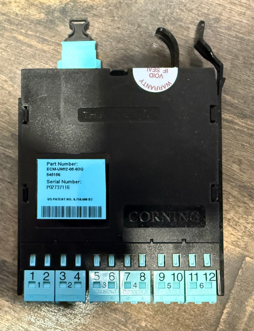 Corning ECM-UM12-05-93Q EDGE (TM) Module / 12F / LC Duplex to MTP Connector 50um