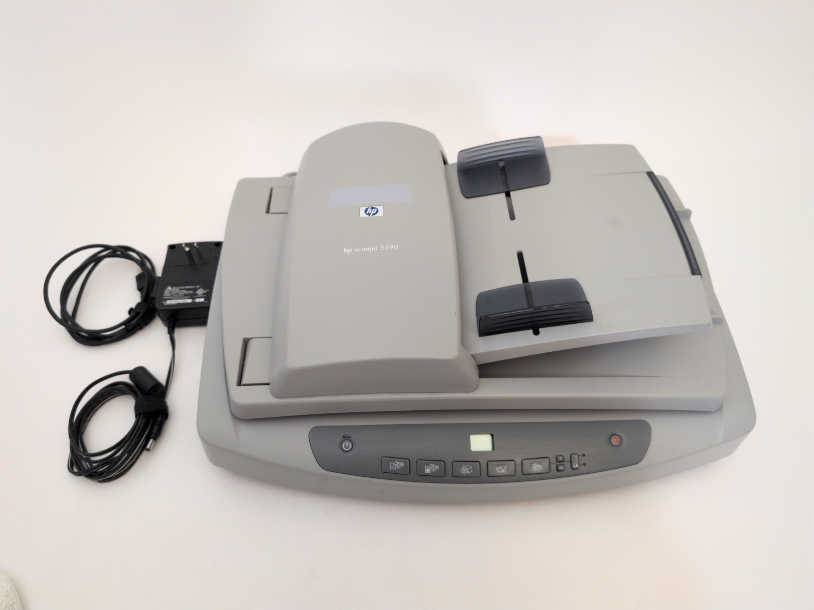 HP Scanjet 5590 Digital Flatbed USB Scanner