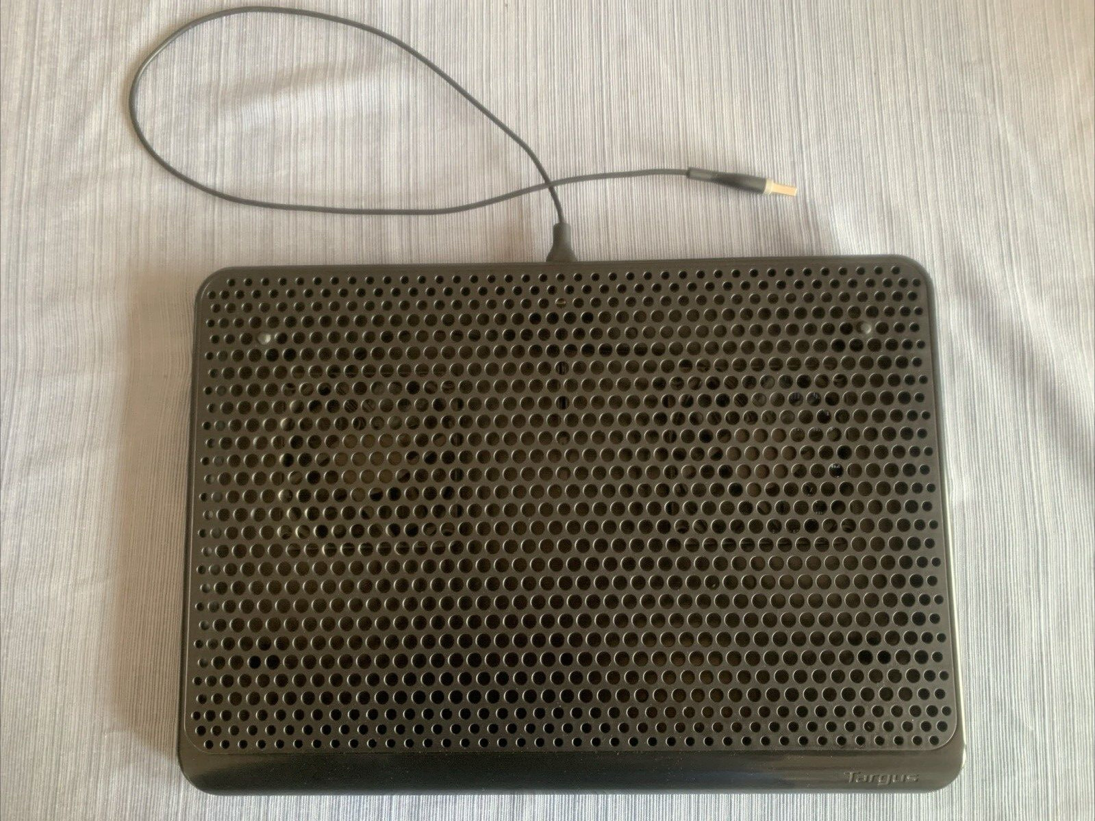 Targus 16" Dual Fan Chill Mat - AWE61US