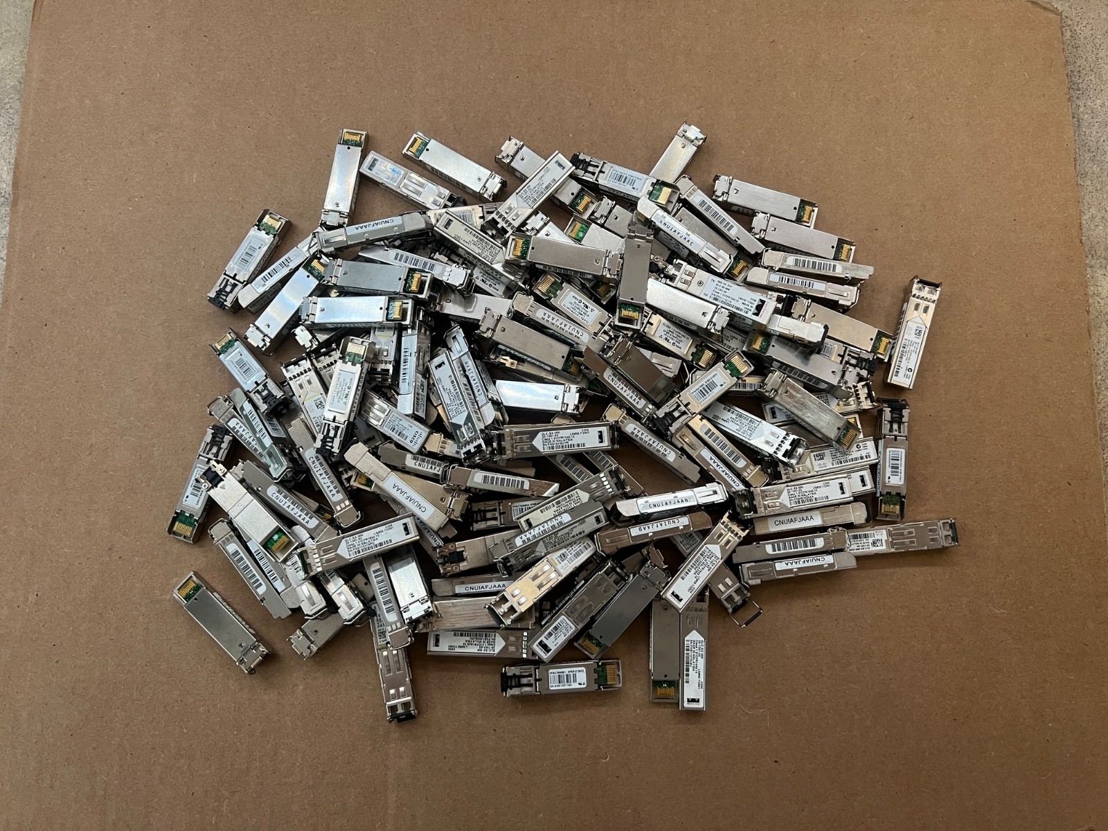 Lot of 138 Genuine Cisco GLC-SX-MM 30-1301-02 GBIC 850nm SFP Transceivers