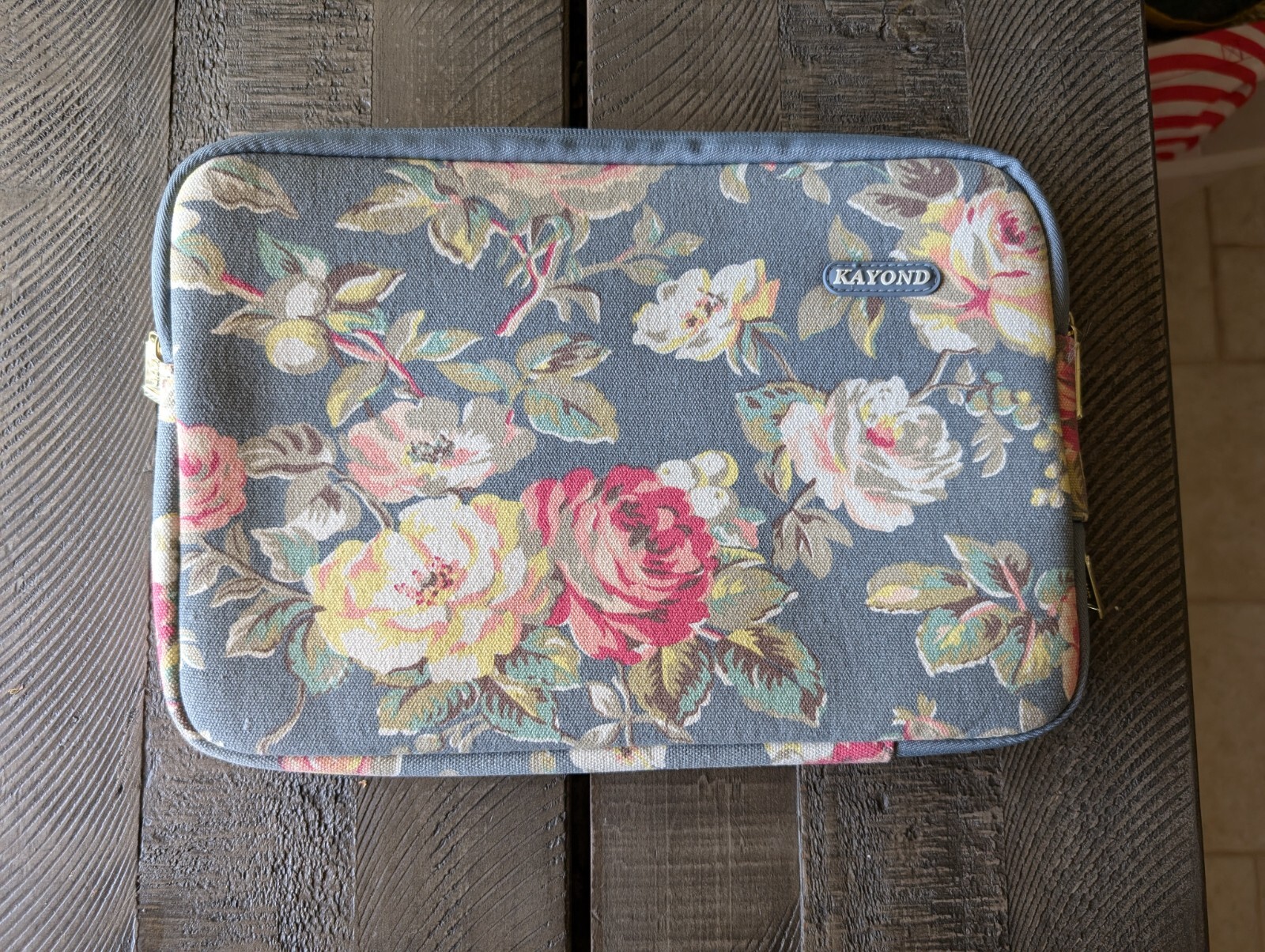 Kayond Travel Laptop Tablet Zippered Bag Multiple Pockets NWOT