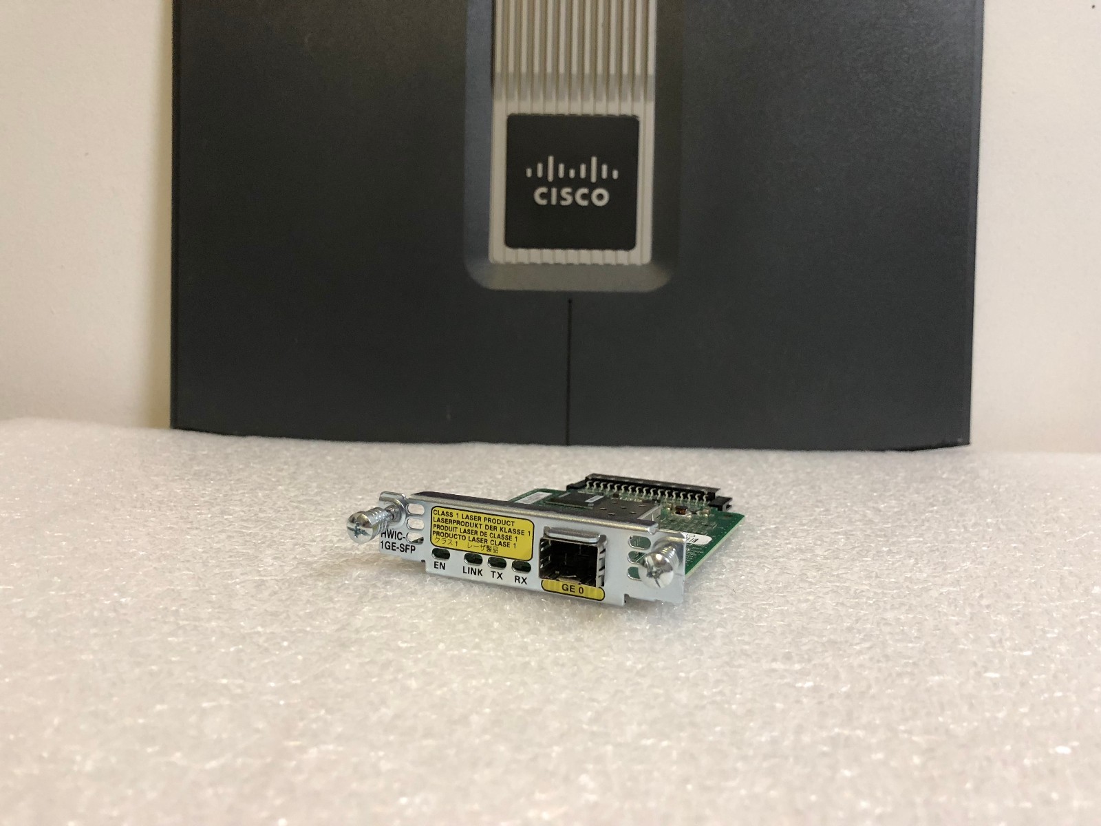 CISCO HWIC-1GE-SFP 1-Port High Speed L3 WAN Interface Card HWIC-1GE GIGABIT SFP