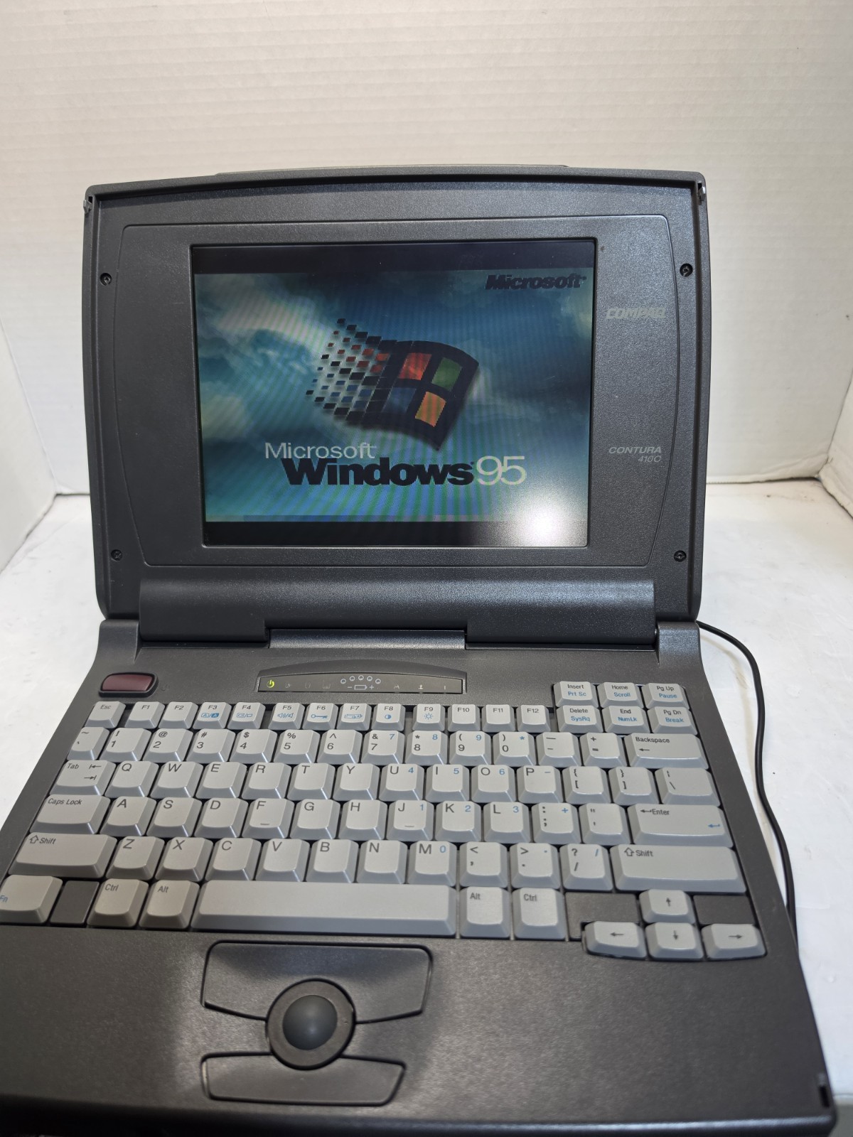 Vintage Compaq Contura 410c 