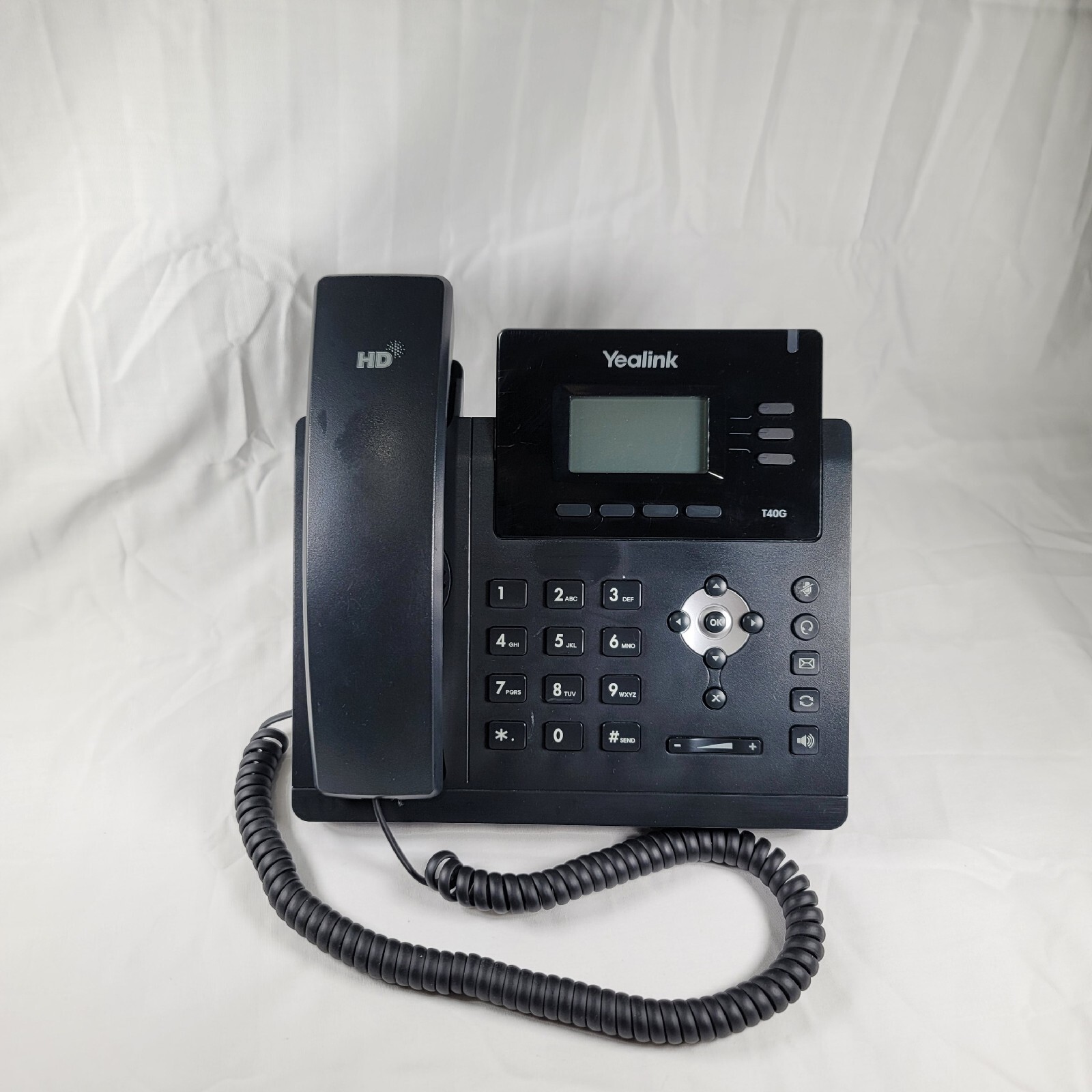 Yealink SIP-T40G Gigabit 3-line IP Phone HD Voice Phone System, Stand & Handset
