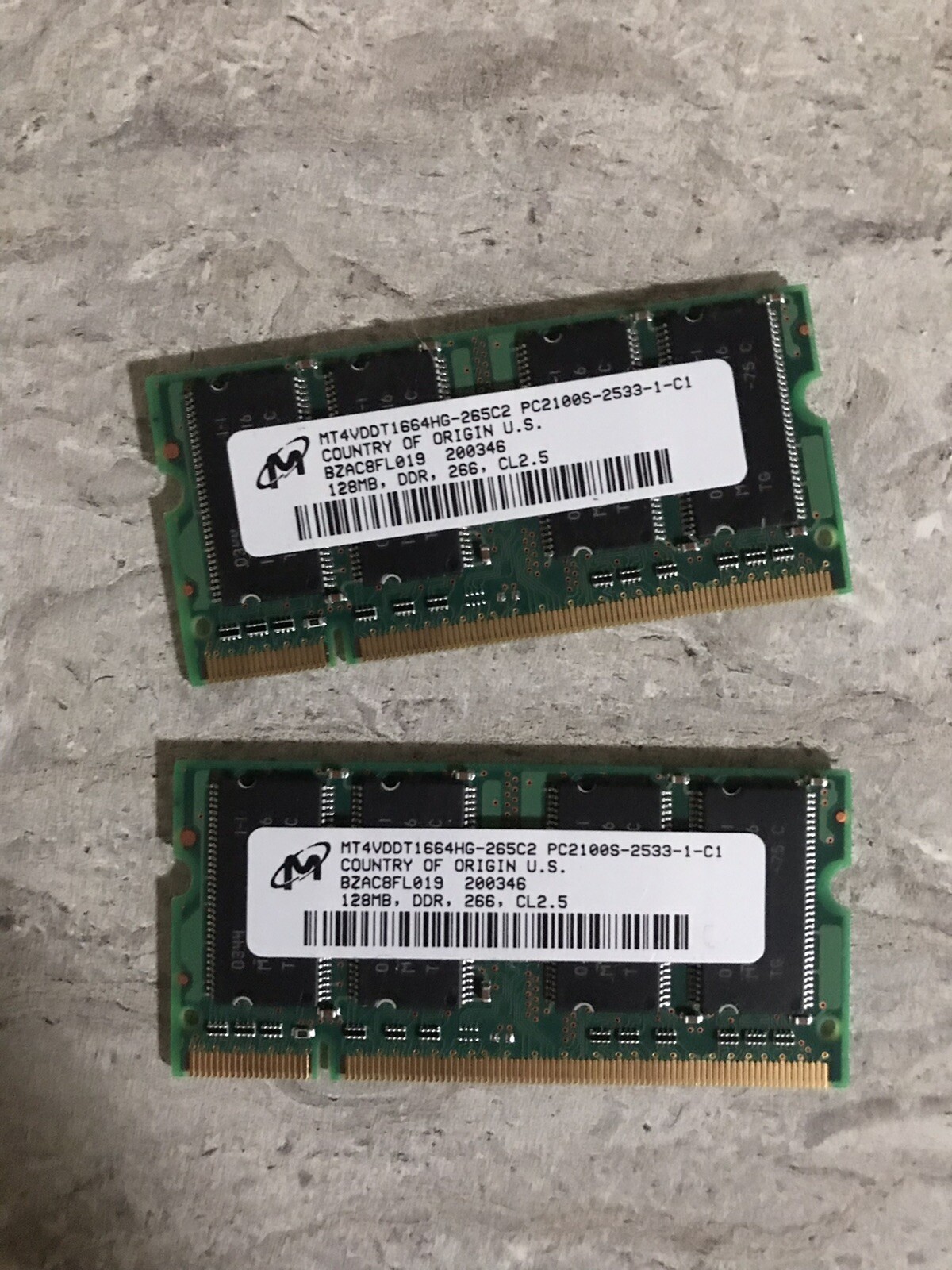 x2 Micron 128 MB DIMM 333 MHz DDR SDRAM Memory (MT4VDDT1664HG-265C2)