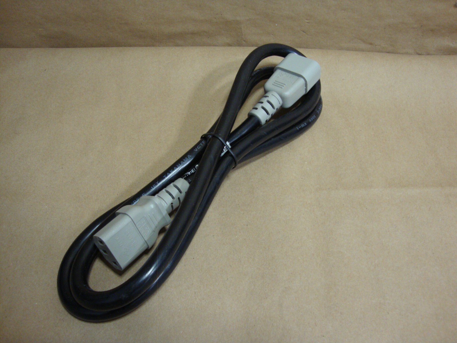 HEAVY DUTY Black/Grey POWER EXTENSION CORD C14 C13 Power Cables 500-0031-0001