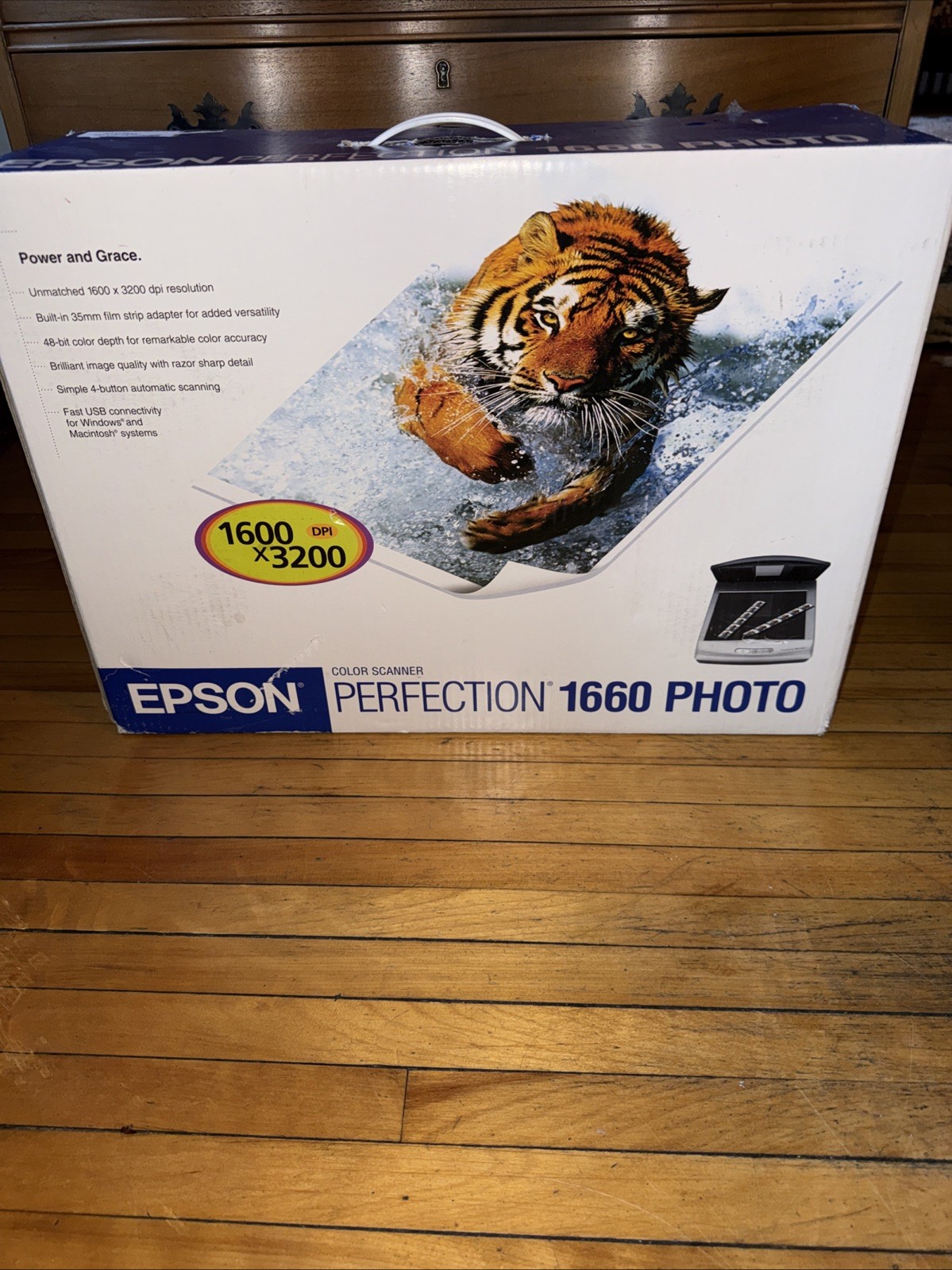 Epson Perfection 1660 Photo Scanner  1600x3200 dpi 35mm Film Slides MAC Windows