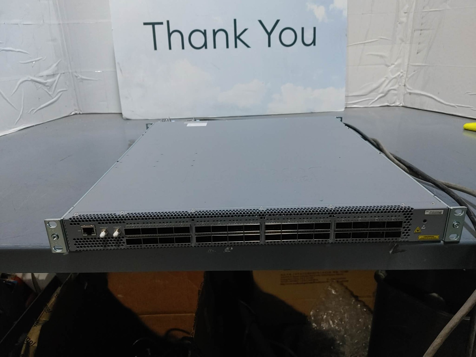 JUNIPER Network QFX5200-32C-AFI 32x 100Gb QSFP28 40Gb QSFP+ 2x PS Switch w Rails