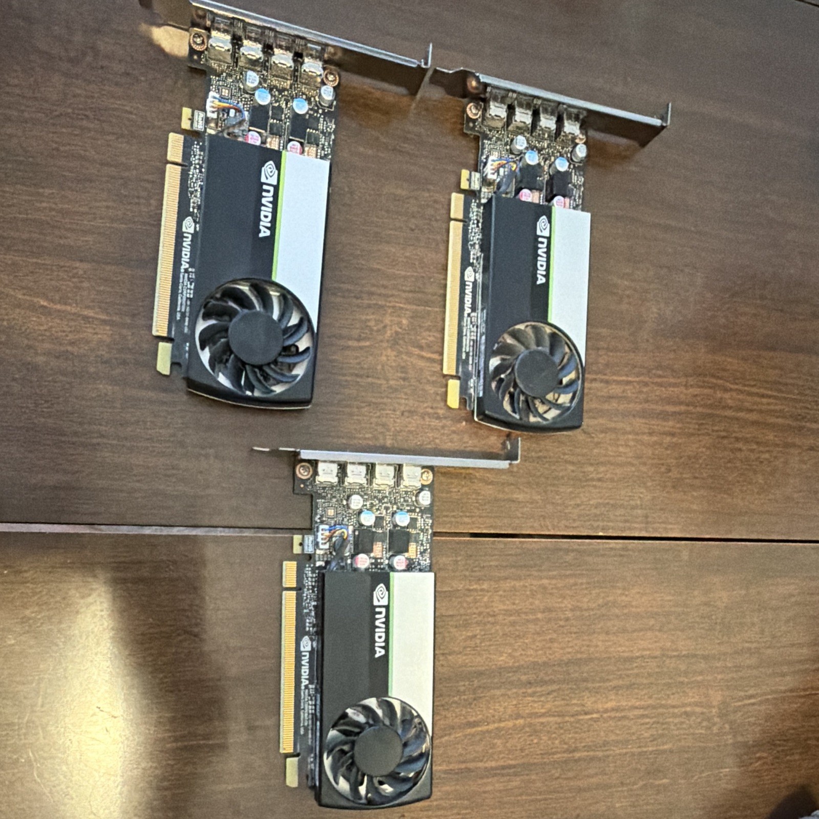 (Lot of 3)NVIDIA T600 4GB GDDR6 PCIe x16 Low Profile Mini DisplayPort GPU