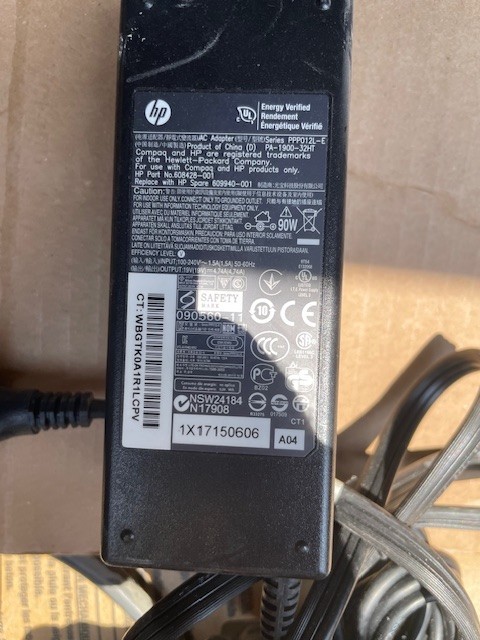 Genuine 90W HP AC DC Adapter 19V 4.74A Model PPP012L-E 608428-001 OEM Charger
