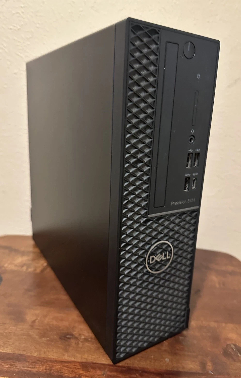 Dell Precision 3431 i7-9700 3.0GHz 16GB RAM 256GB NVMe Win 11 Pro 