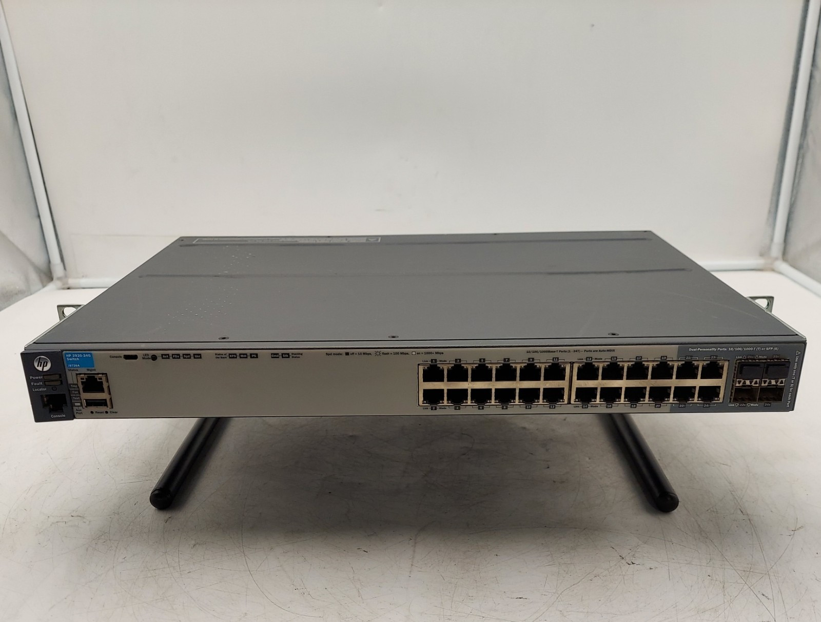 HP J9726A Rack-Mountable 24 Port Network Switch