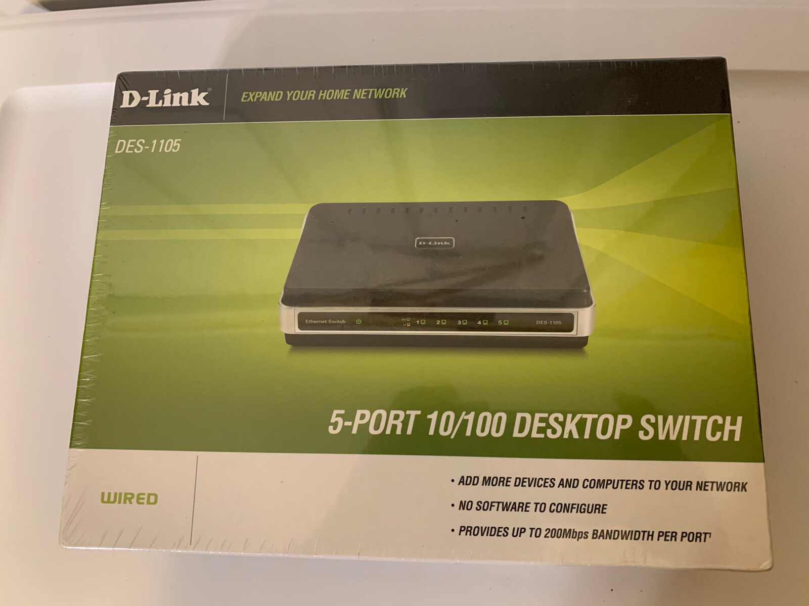 New D-Link Desktop DES-1105 5 Port 10/100 Fast Ethernet Network Switch