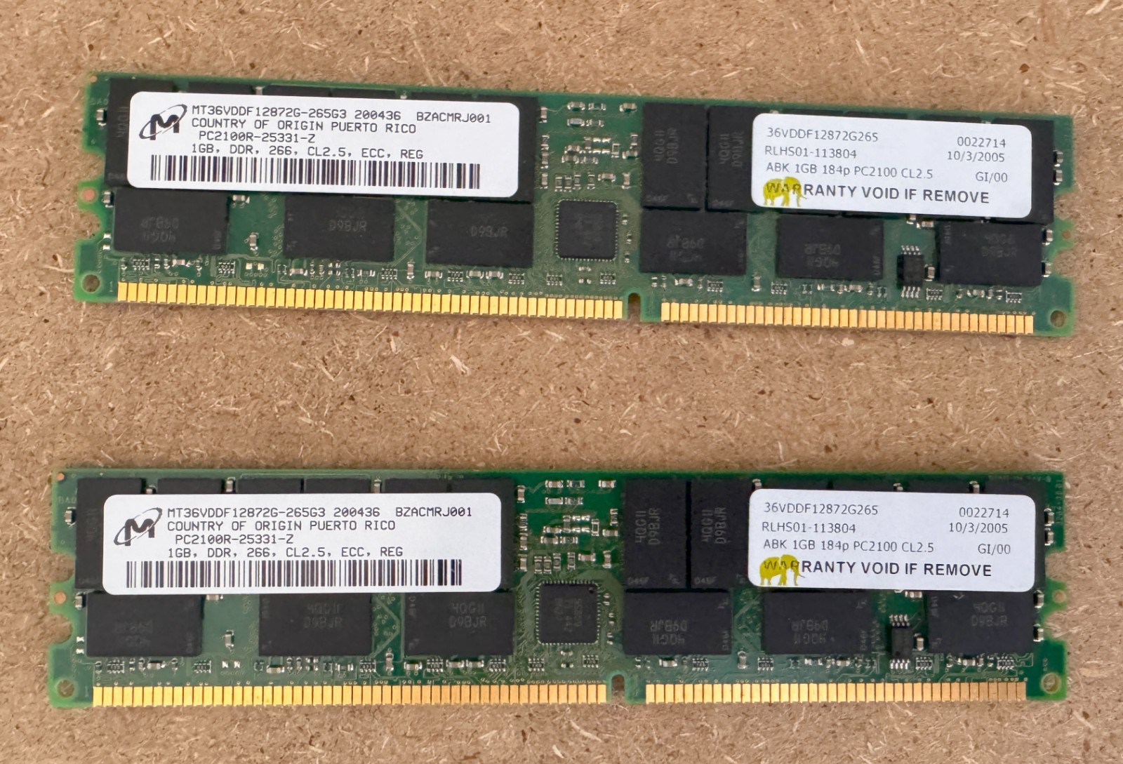 Micron PAIR OF_MT36VDDF 12872G-26563_PC2100R-25331-Z_1GB DDR 266_CL2.5 REG_