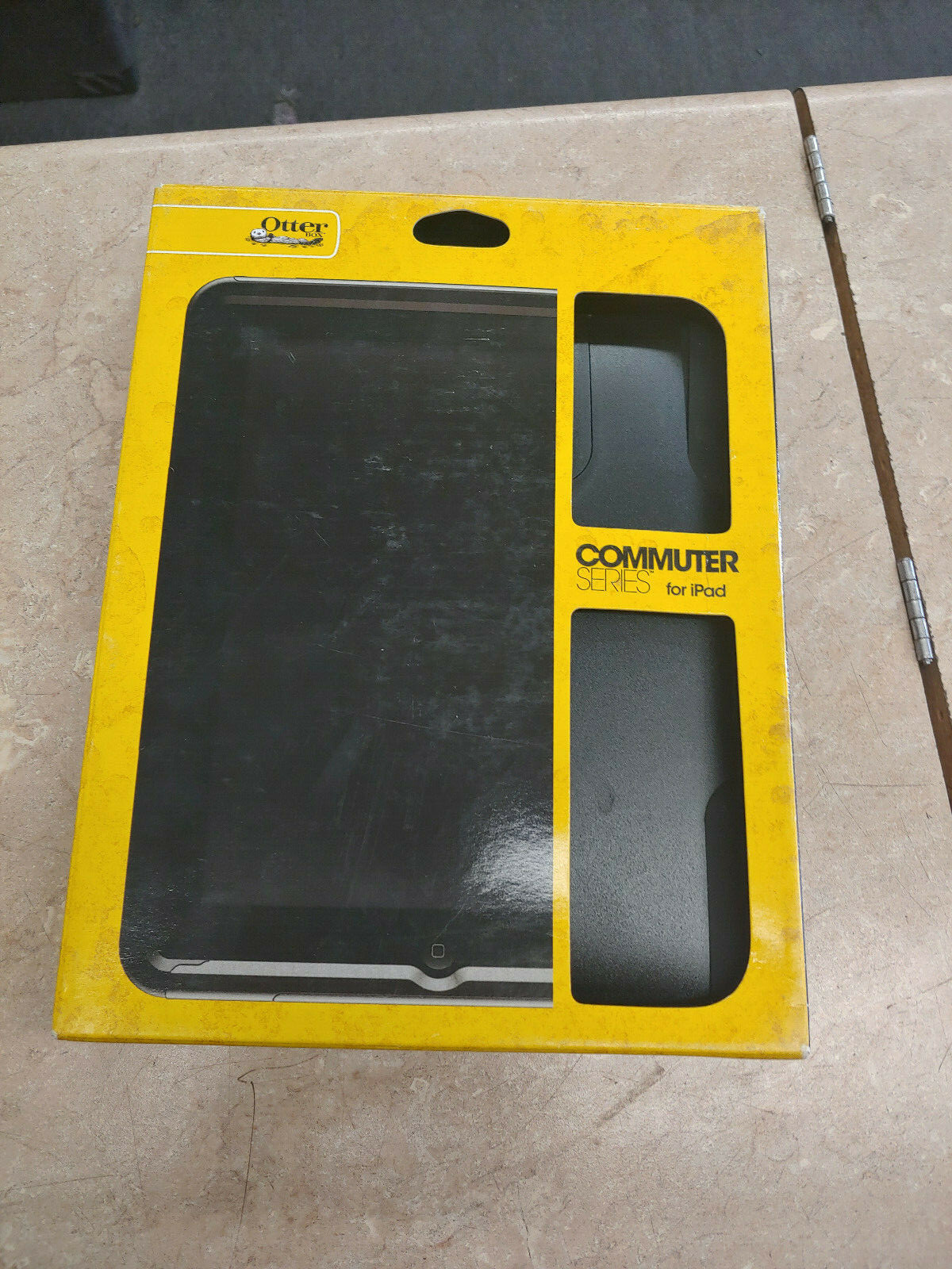 Otterbox APL4-iPAD1-20-C4OTR iPad Commuter Series Case