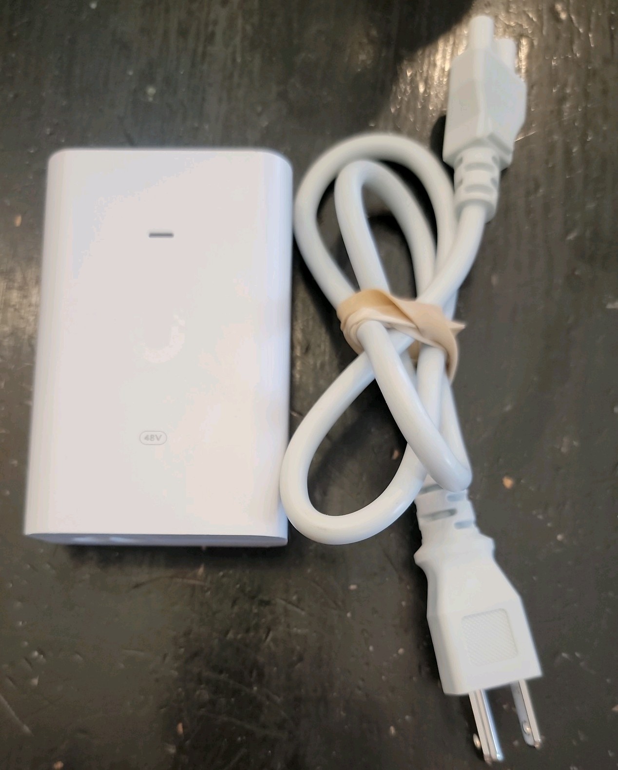Ubiquiti Networks POE-48-24W-G-WH