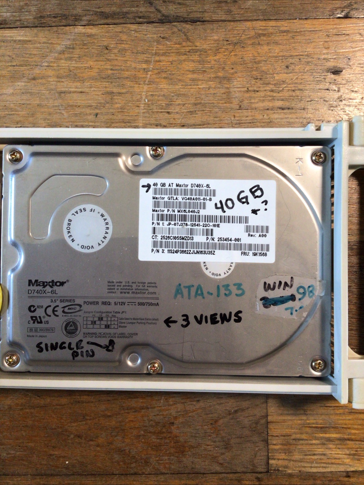 MAXTOR D740X-6L 3.5'' 40 GB INTERNAL Hard Drive With Case