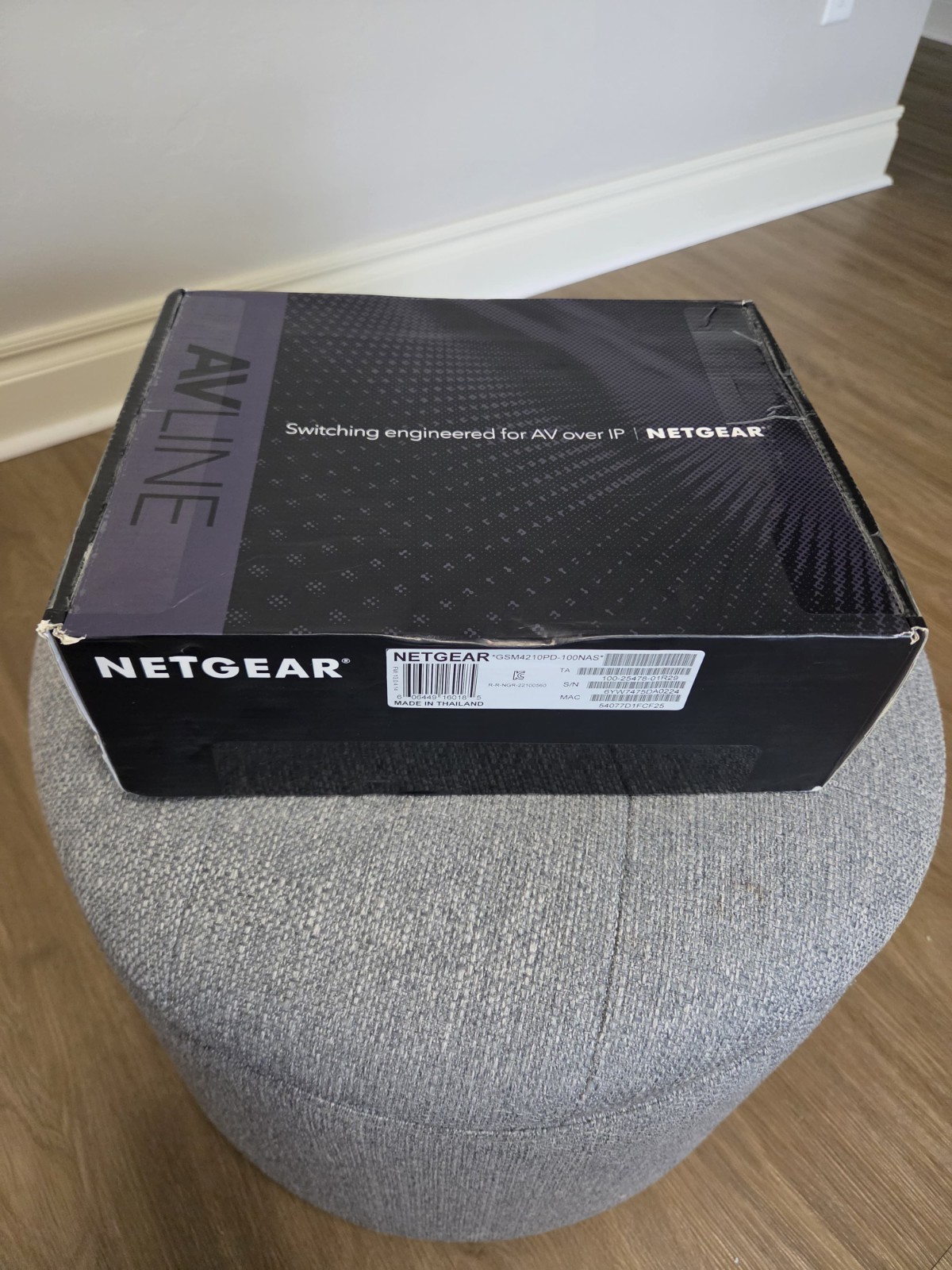 Netgear AV Line M4250-9G1F-PoE+ GSM4210PD 10-Port PoE+ Managed L3 Network Switch