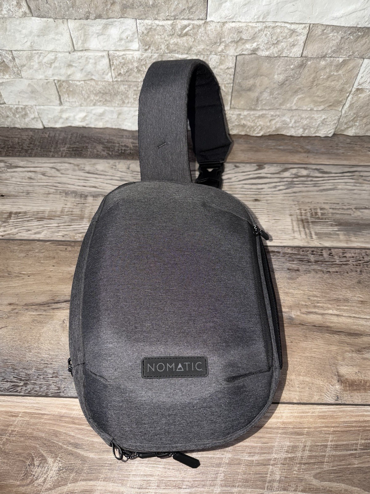 Nomatic Navigator Lite Sling Backpack Crossbody Tablet Bag 6L EDC Travel Work