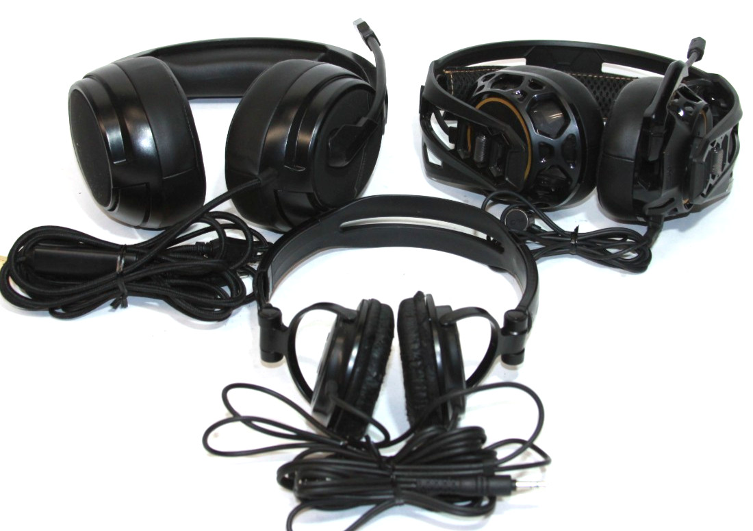 Lot of 3 Headsets Sony MDR-V150 Studio Plantronics Rig 500 Xiberia V20 Gaming PC