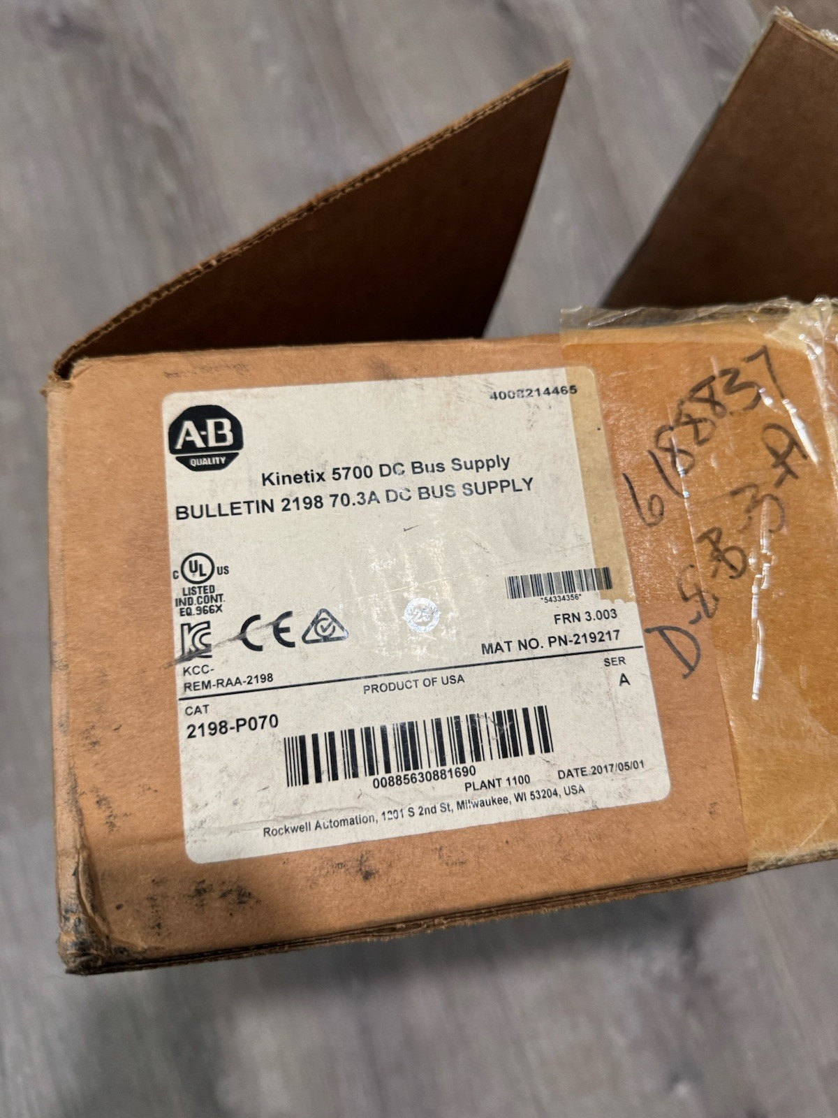 Surplus Open Allen Bradley 2198-P070 Ser A Kinetix 5700 70.3A DC USA Seller New