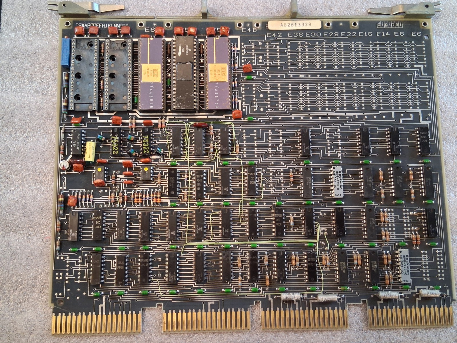DEC Digital M7264 QBUS LSI-11/03 CPU CARD 5011545F-P5 (B5)