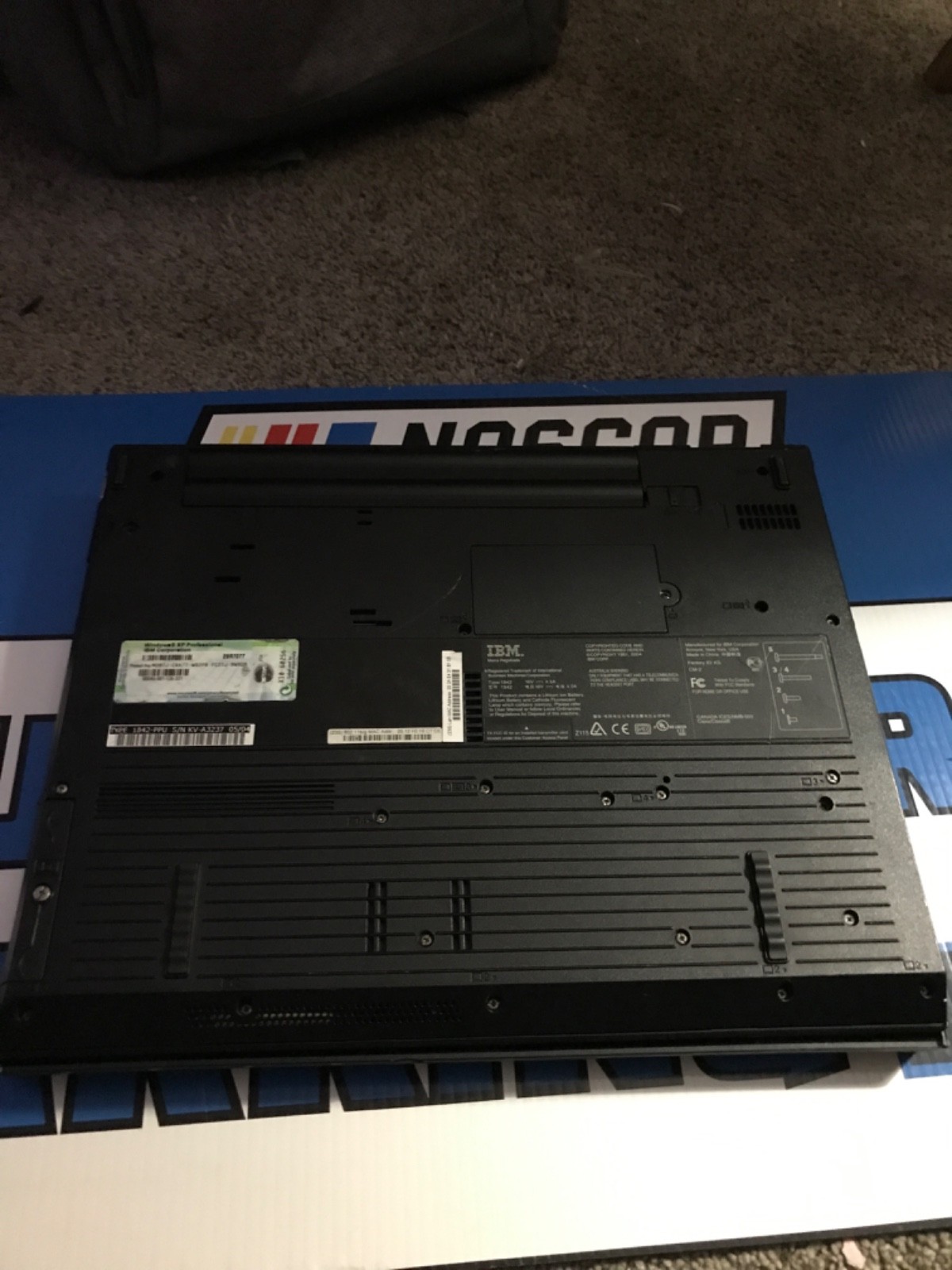 IBM THINKPAD r50e, MISSING CABLES, BUT IT IS NEW. Vintage Retro PC